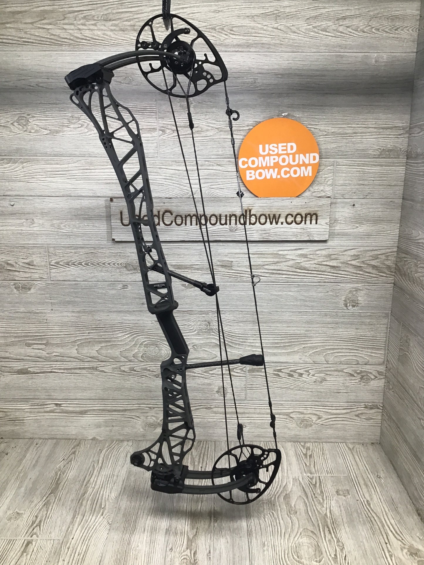 Used Mathews Lift X 33 Shale Left Hand 28/70