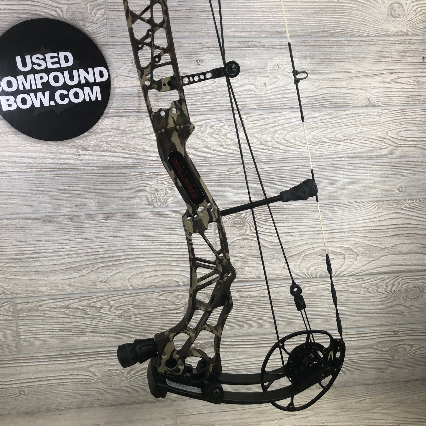 Darton Sequel 31 ST2 Right Handed 40-50lb. Mossy Oak Bottomlands