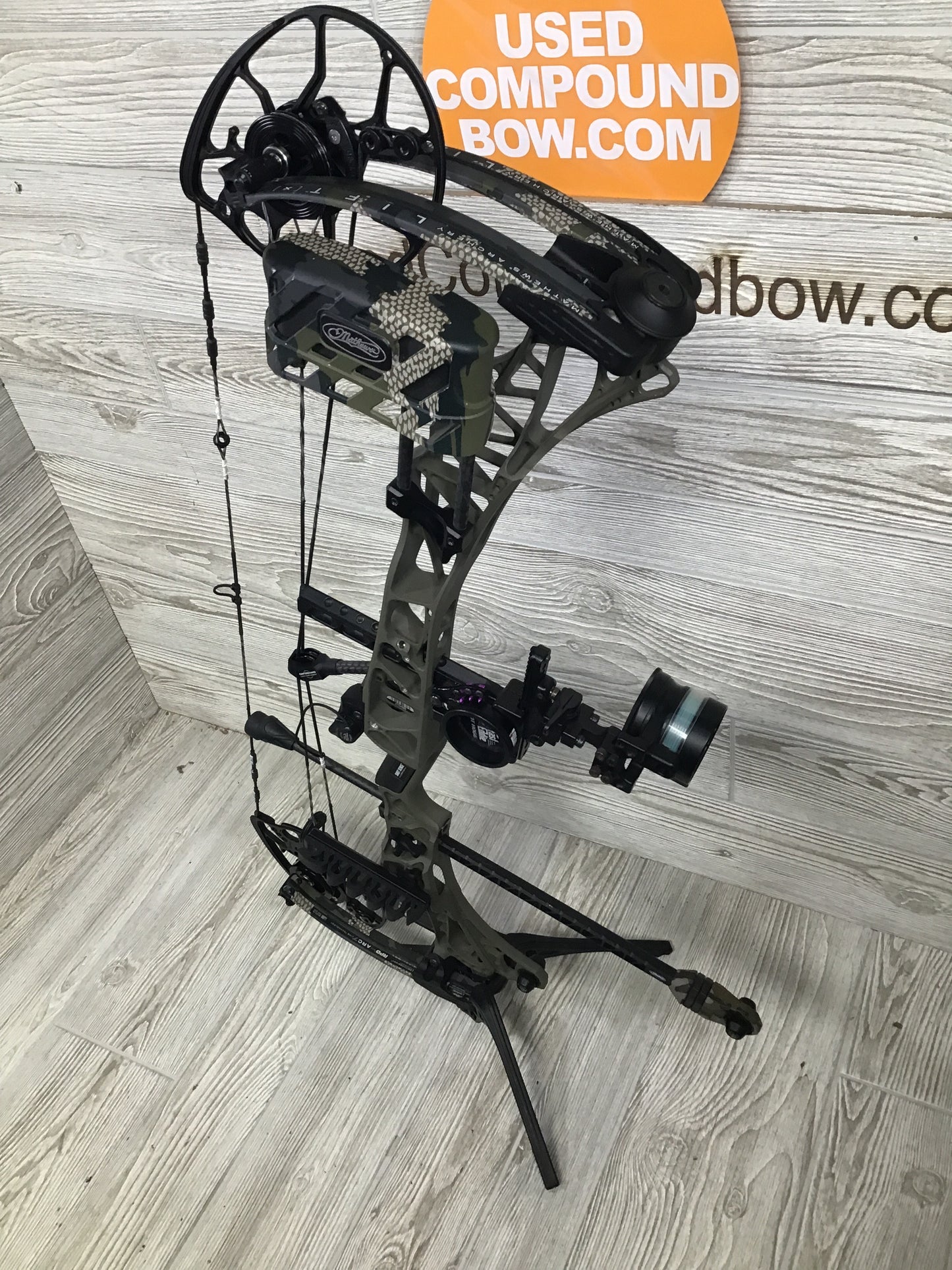 Used Mathews LIFT X 29.5 LOADED package 29.5/70# Ambush riser/Kuiu Limbs