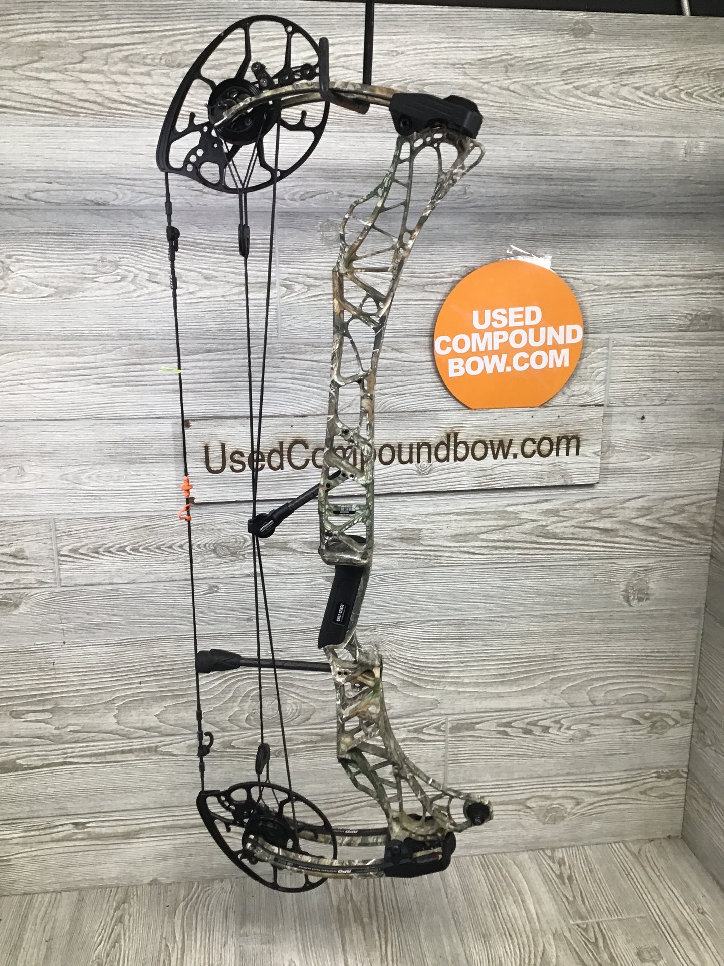 Used Mathews Lift 29.5 RH Realtree Edge