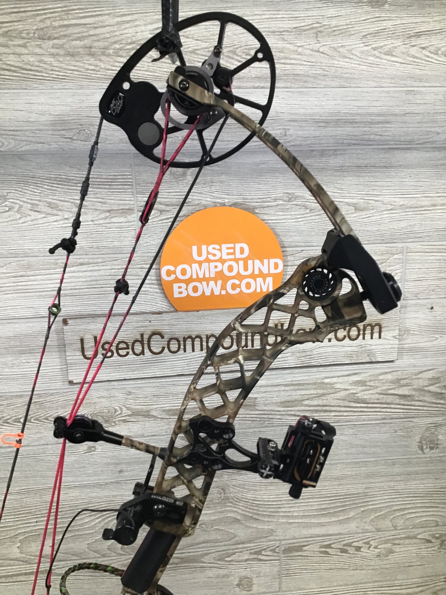 Used Mathews Chill SDX 28.5/50 lost camo Package Right Handed
