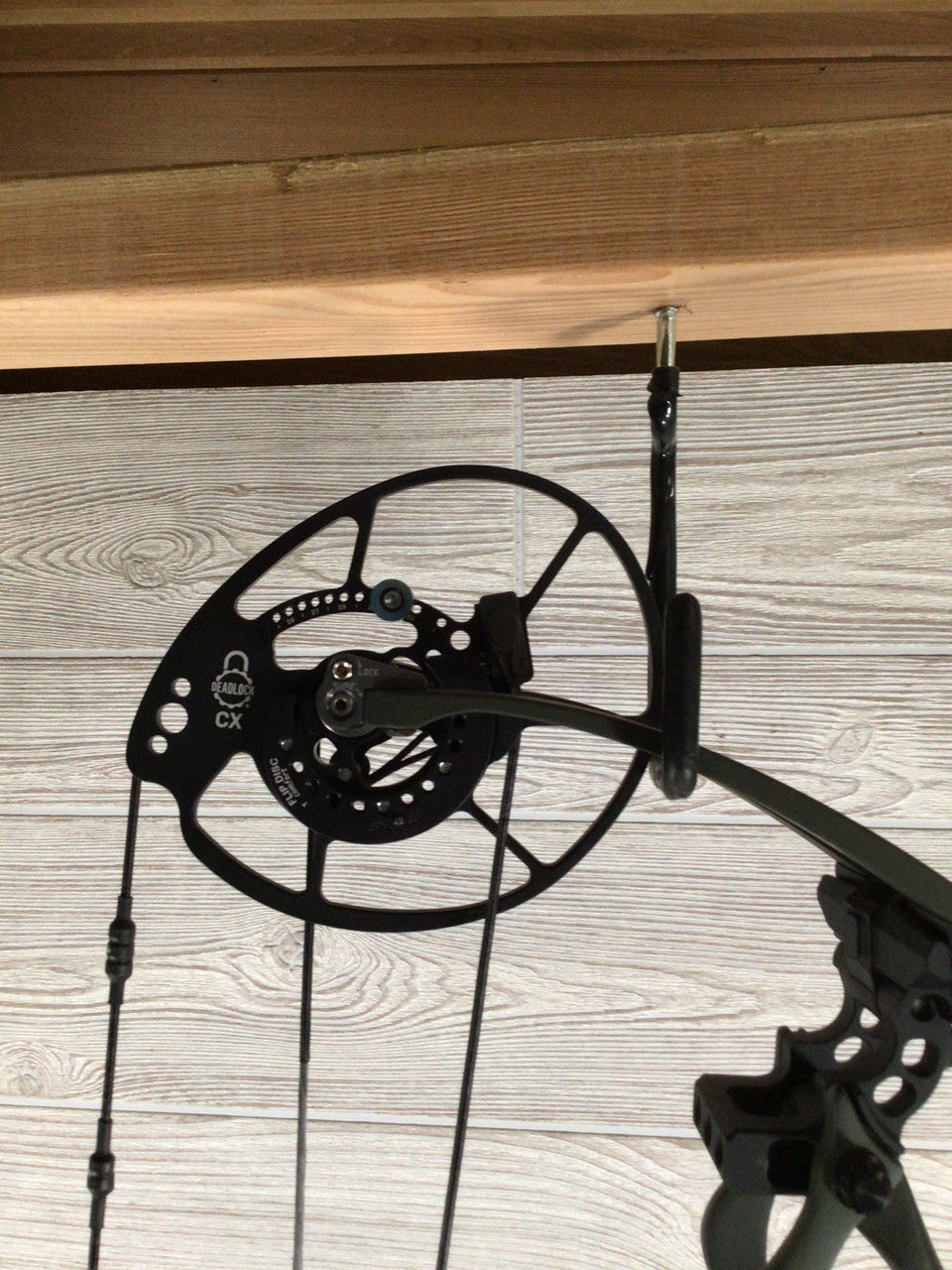 Bowtech Carbon One X 60-70# RH OD Green