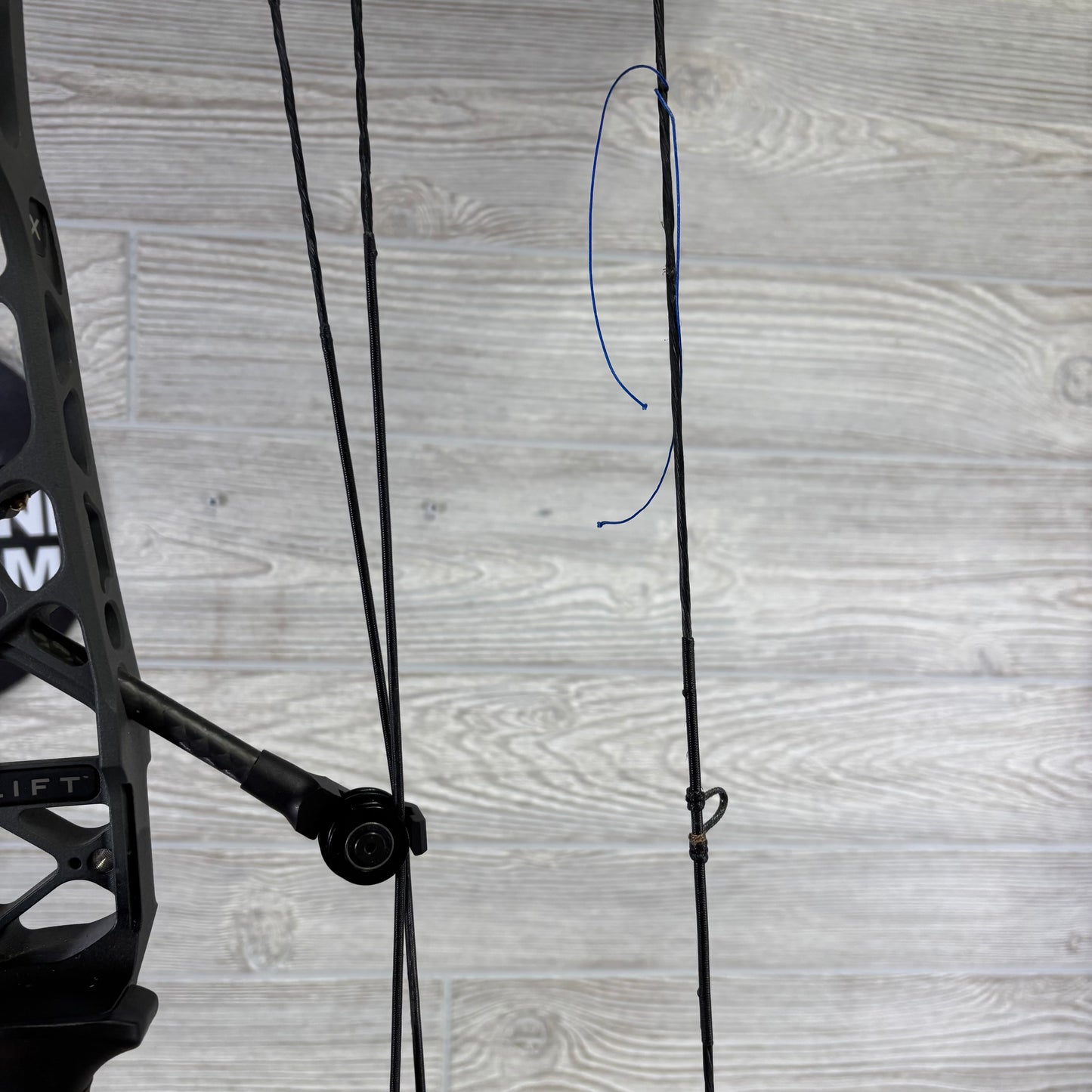 Used Mathews Lift X 29.5 Right Hand Shale Fade to Black
