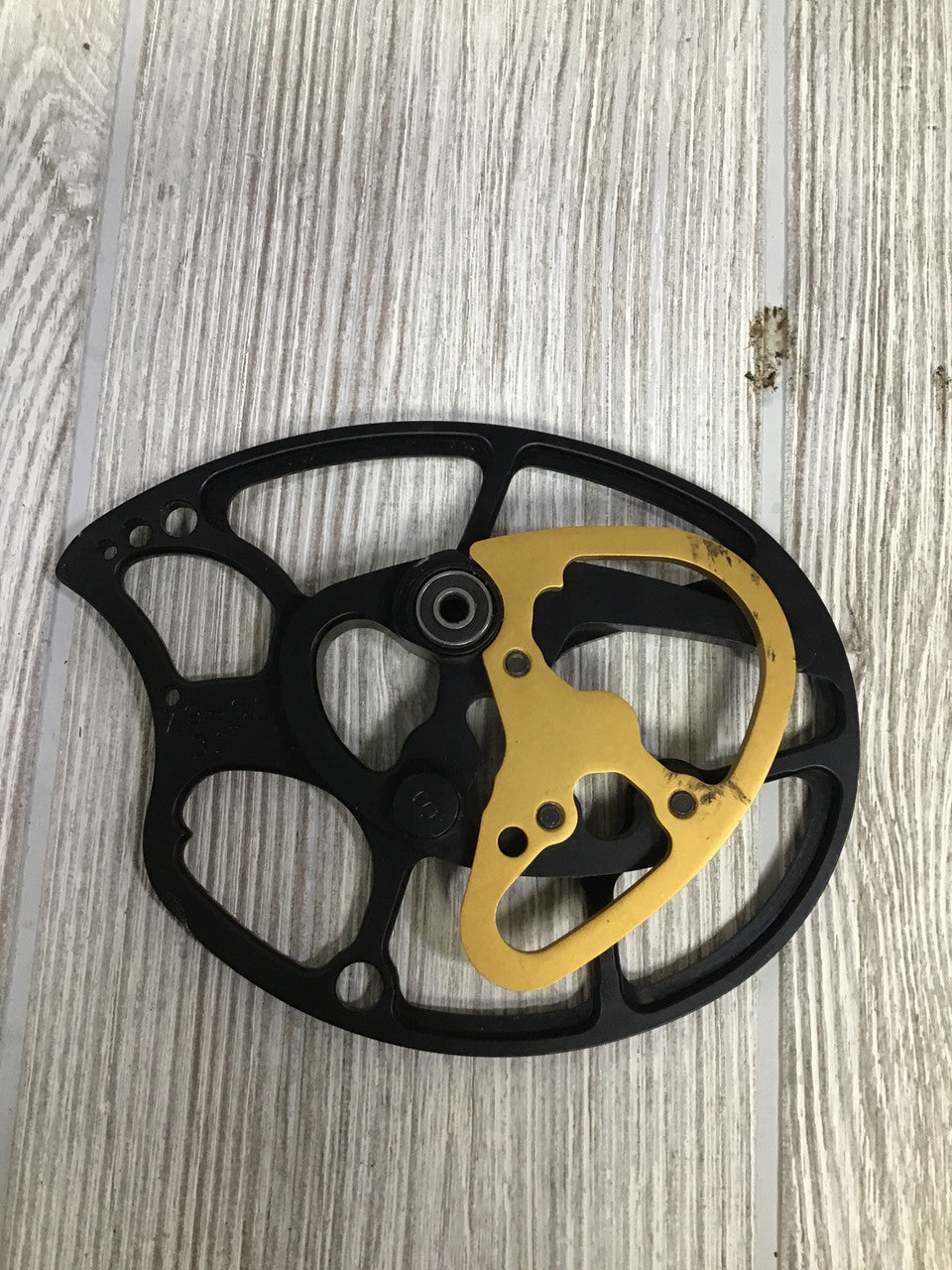 Used Mathews Z9 Cam Left Hand 31" Z9-CL