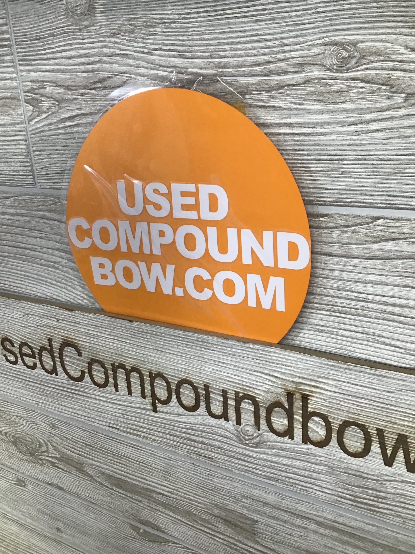 Used Hoyt Alpha AX-2 32 RH Realtree APX 70