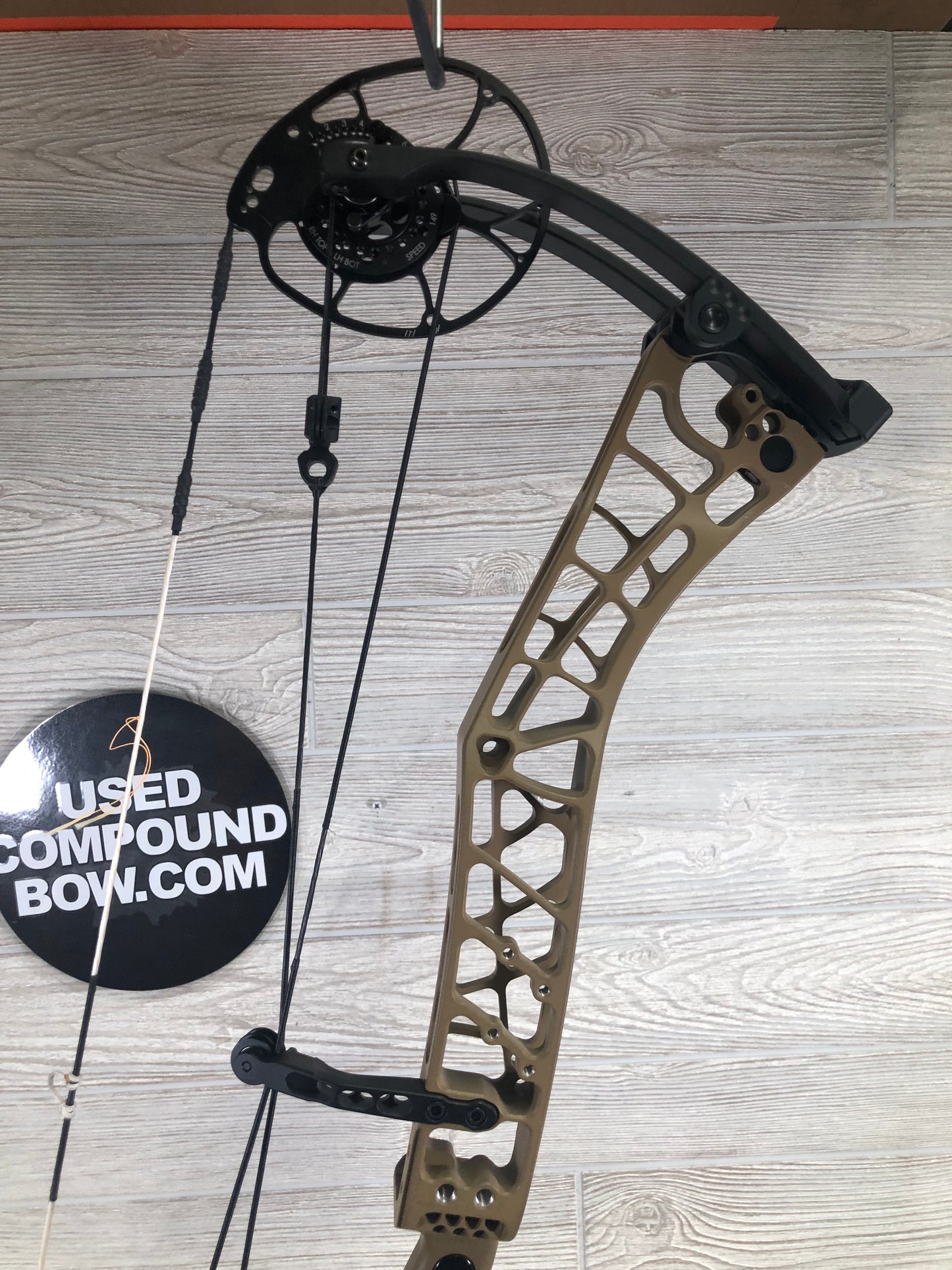 Darton Sequel 31 ST2 Right Handed 60-70 Flat Dark Earth/Black Limbs