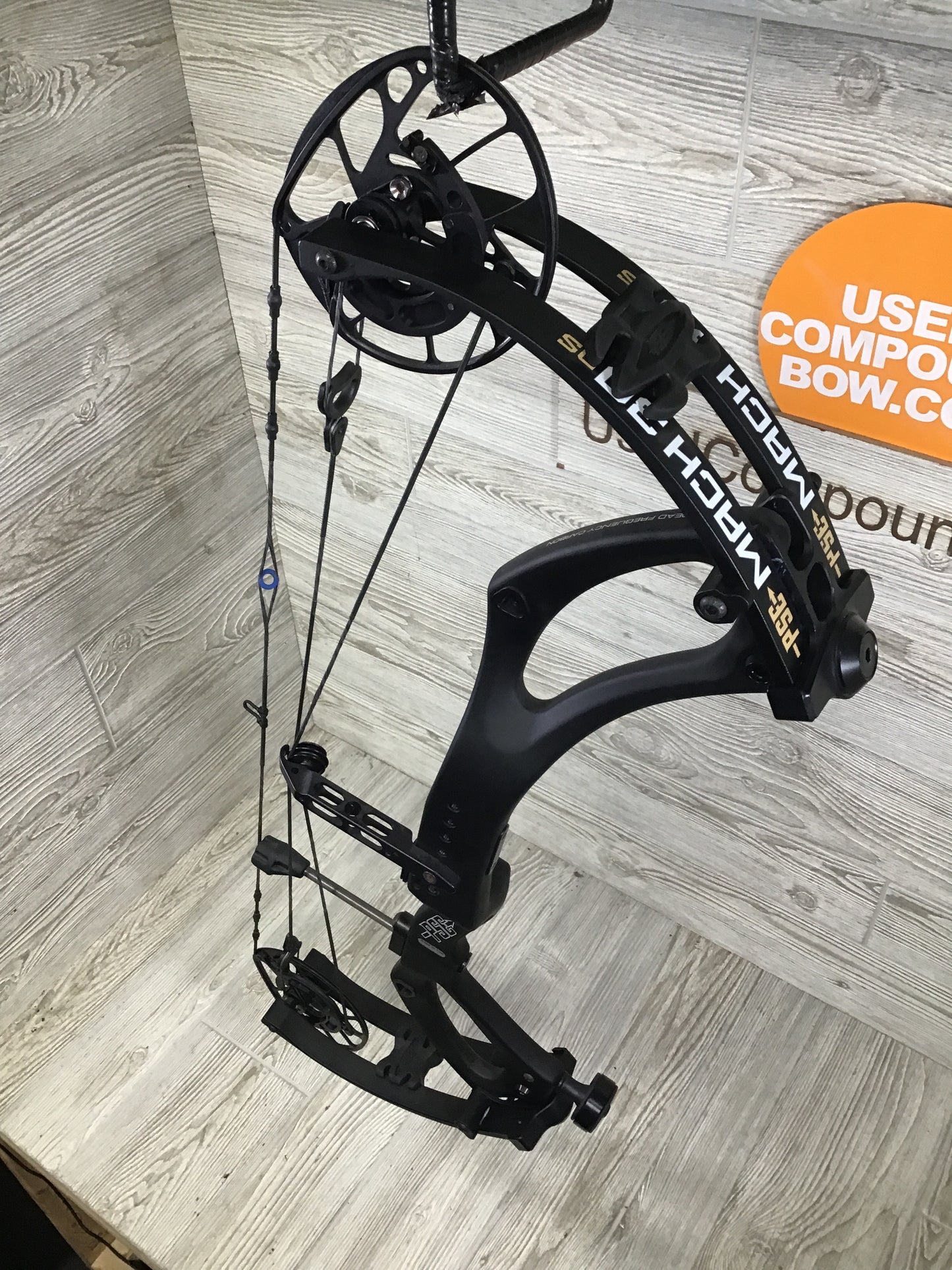 Used PSE Mach 30 DS Black Right Handed 24.5-30" 60/70#