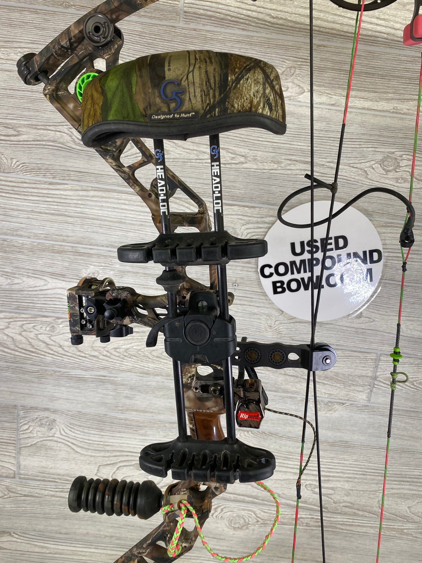 Used Mathews Reezen 7.0 Left Handed 70# 27.5"