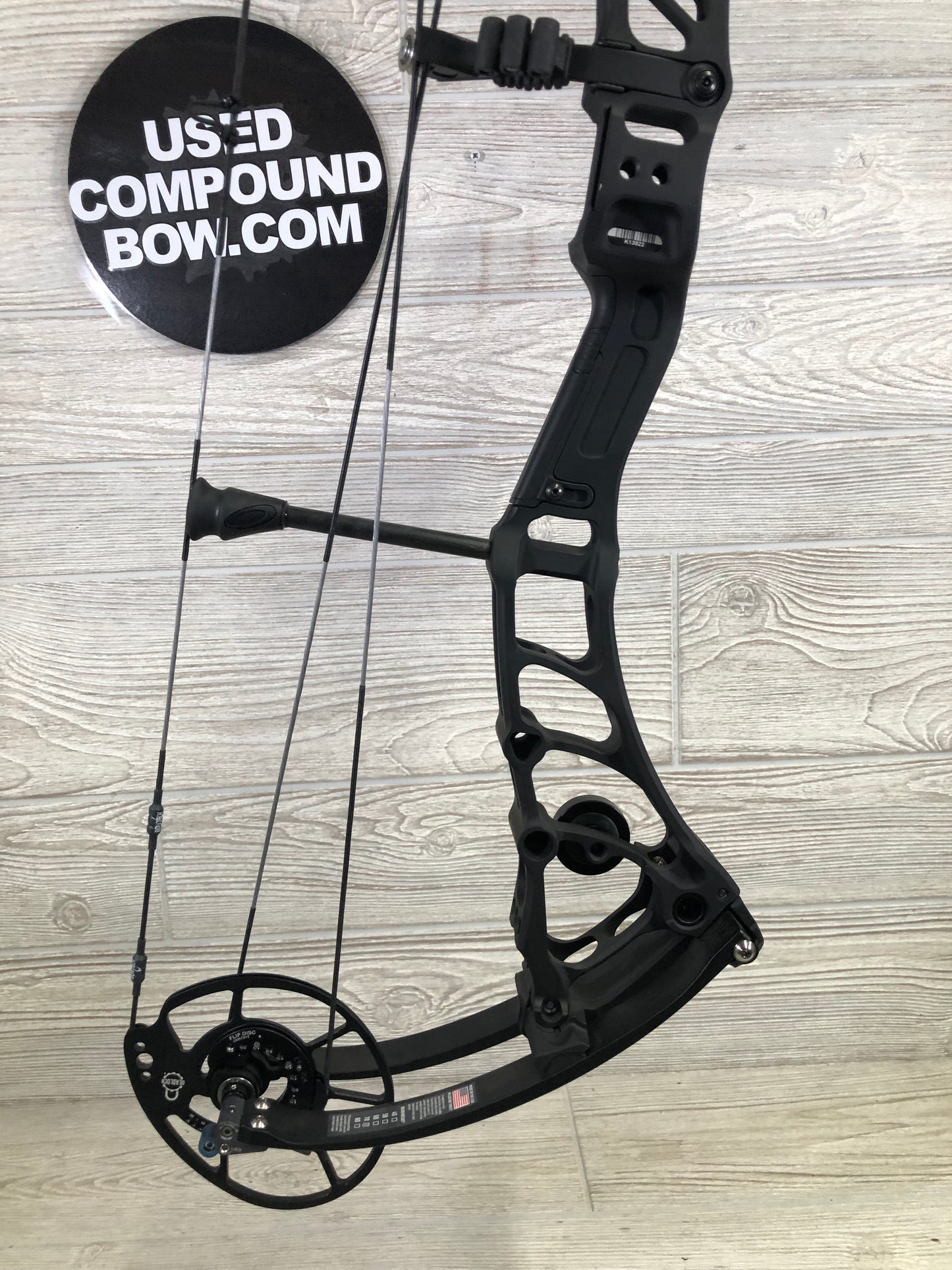 Used Bowtech Virtue Right Hand Black 60-70lb Bow
