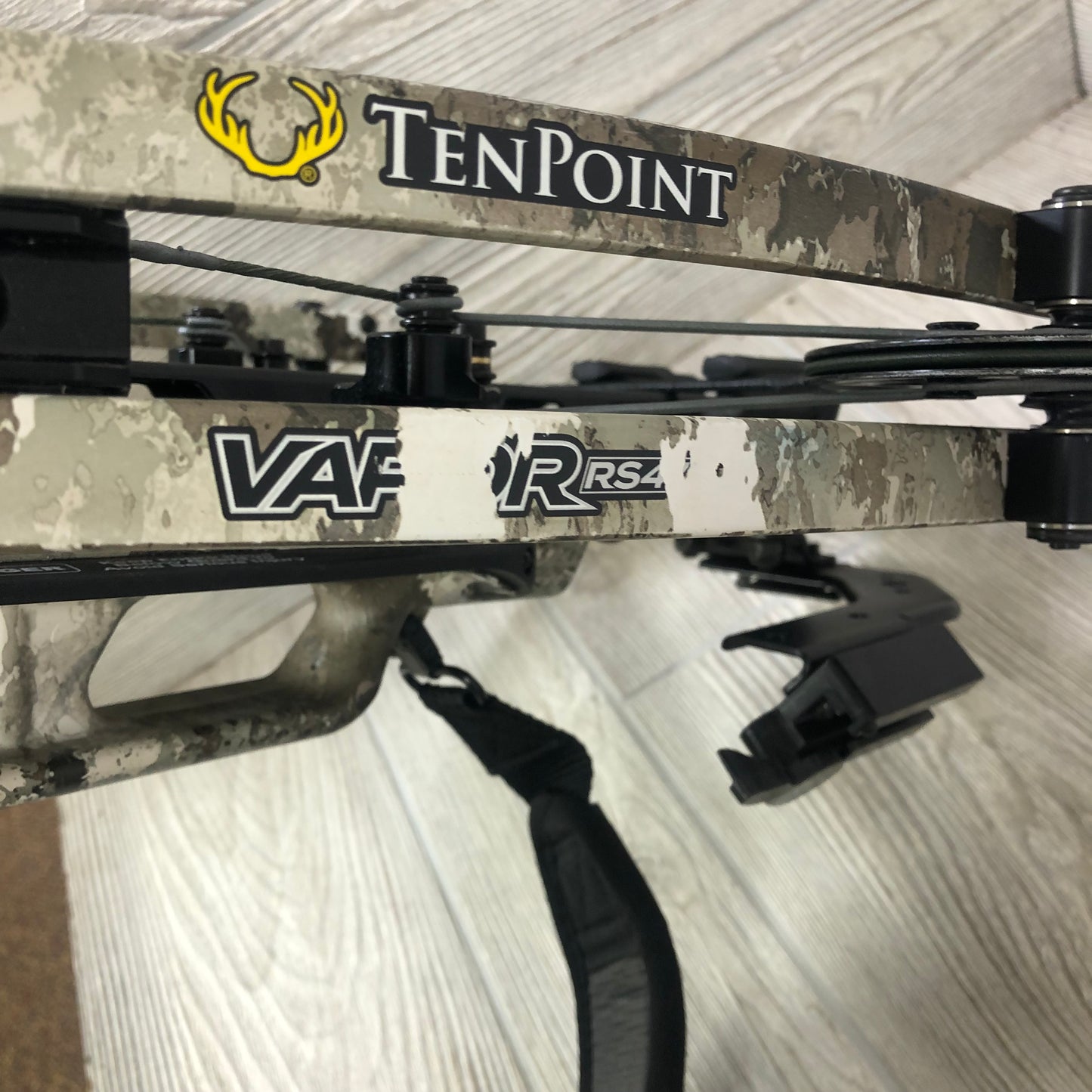 Tenpoint Vapor RS470 crossbow