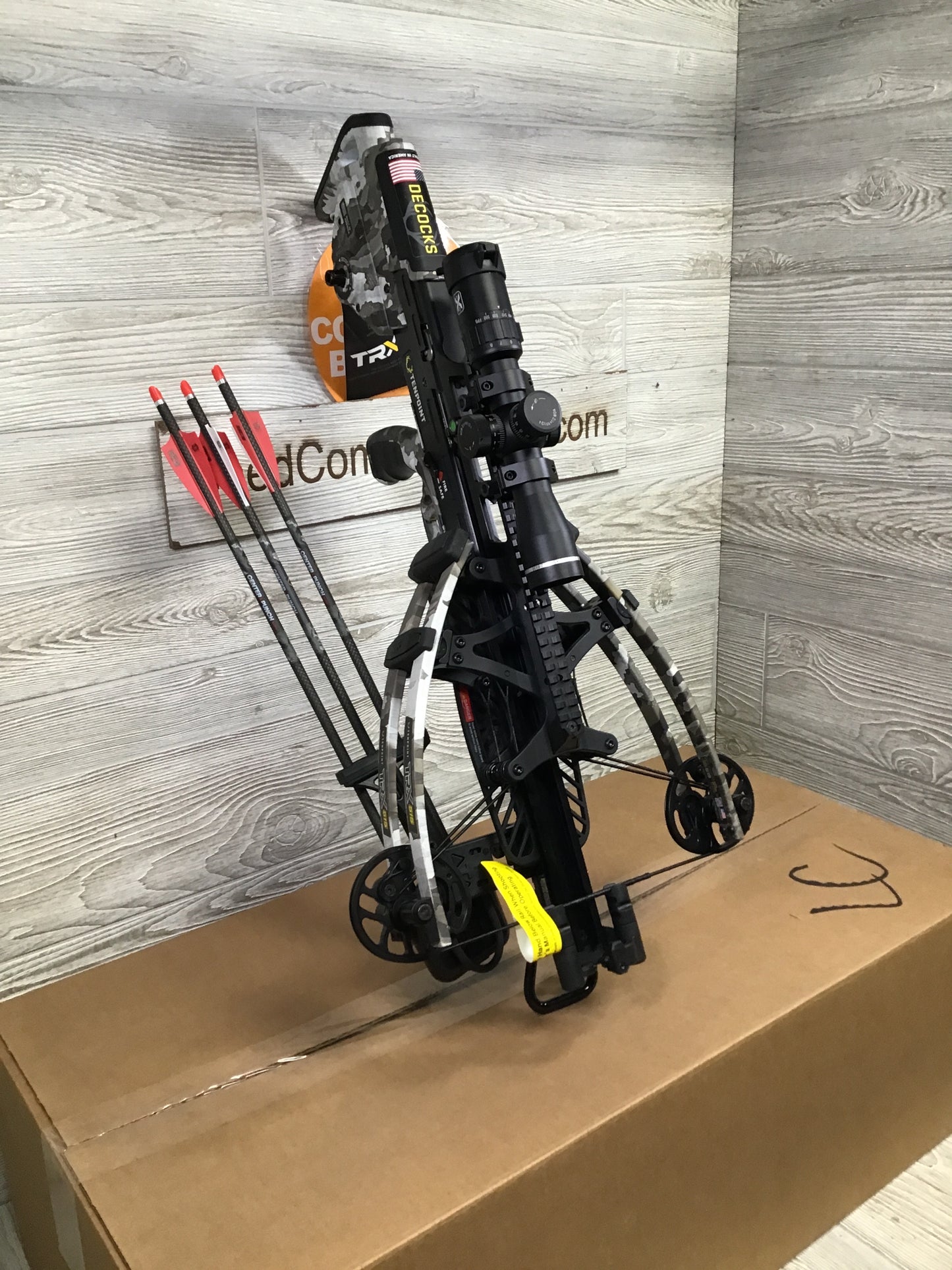 Brand New Tenpoint TRX 515 Package Vektra Camo