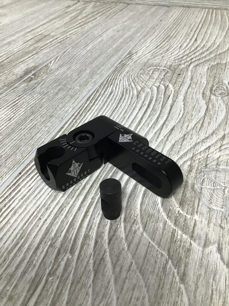 Used Conquest MOAB Offset Bracket V-Lock Right Hand