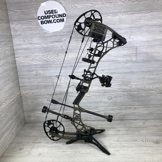 Used Mathews VXR 28 Ambush Green Bow Right Hand pkg loaded