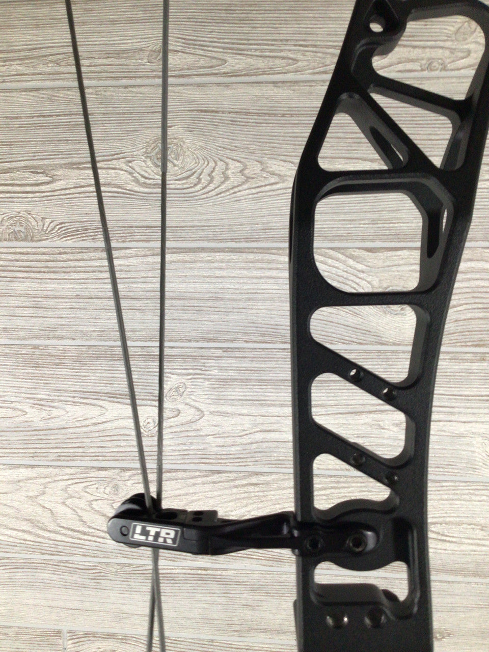 Elite Ethos Black RH 70#