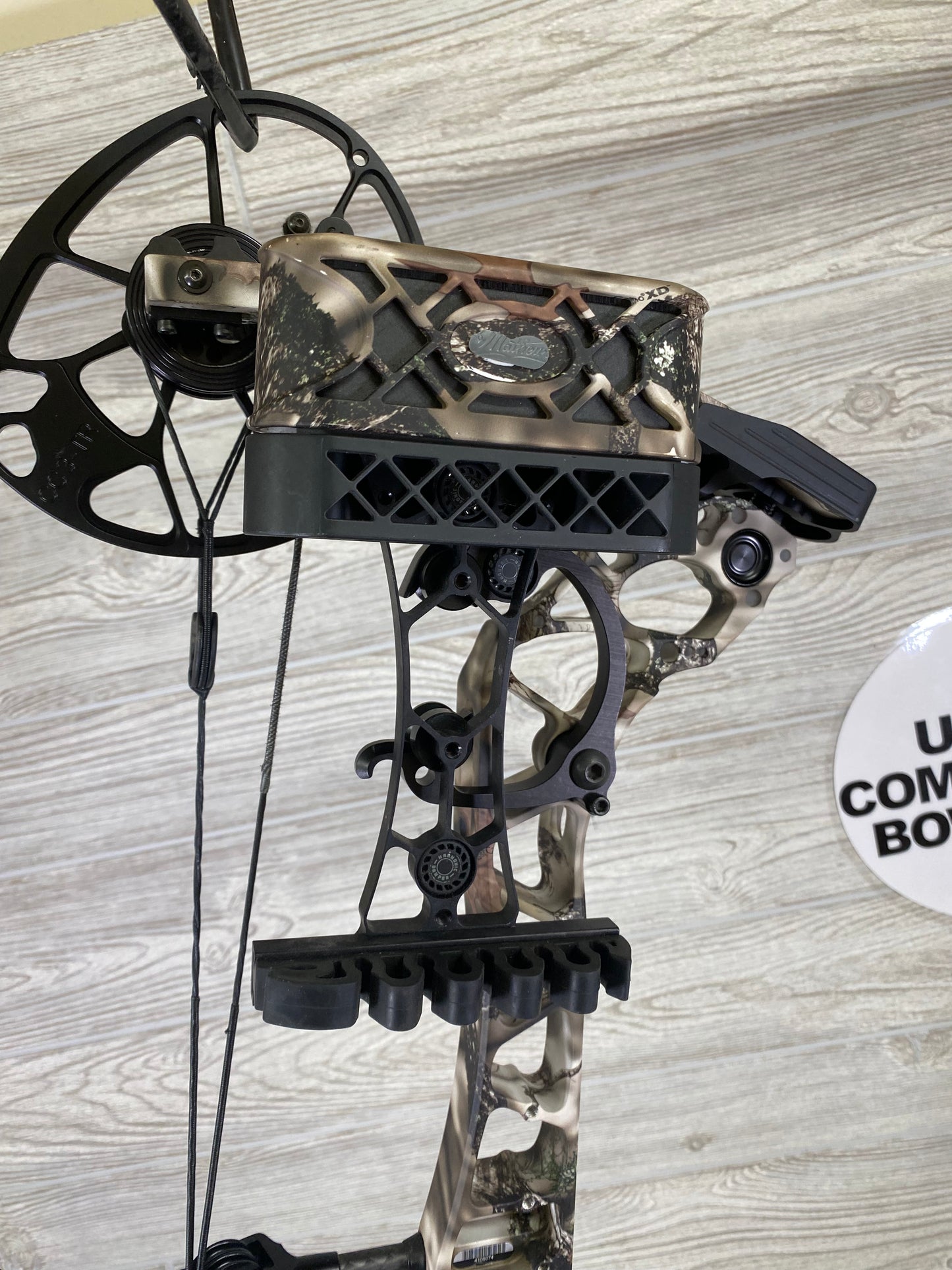 Mathews Triax 70lb 30" Lost XD camo Right Hand Bow