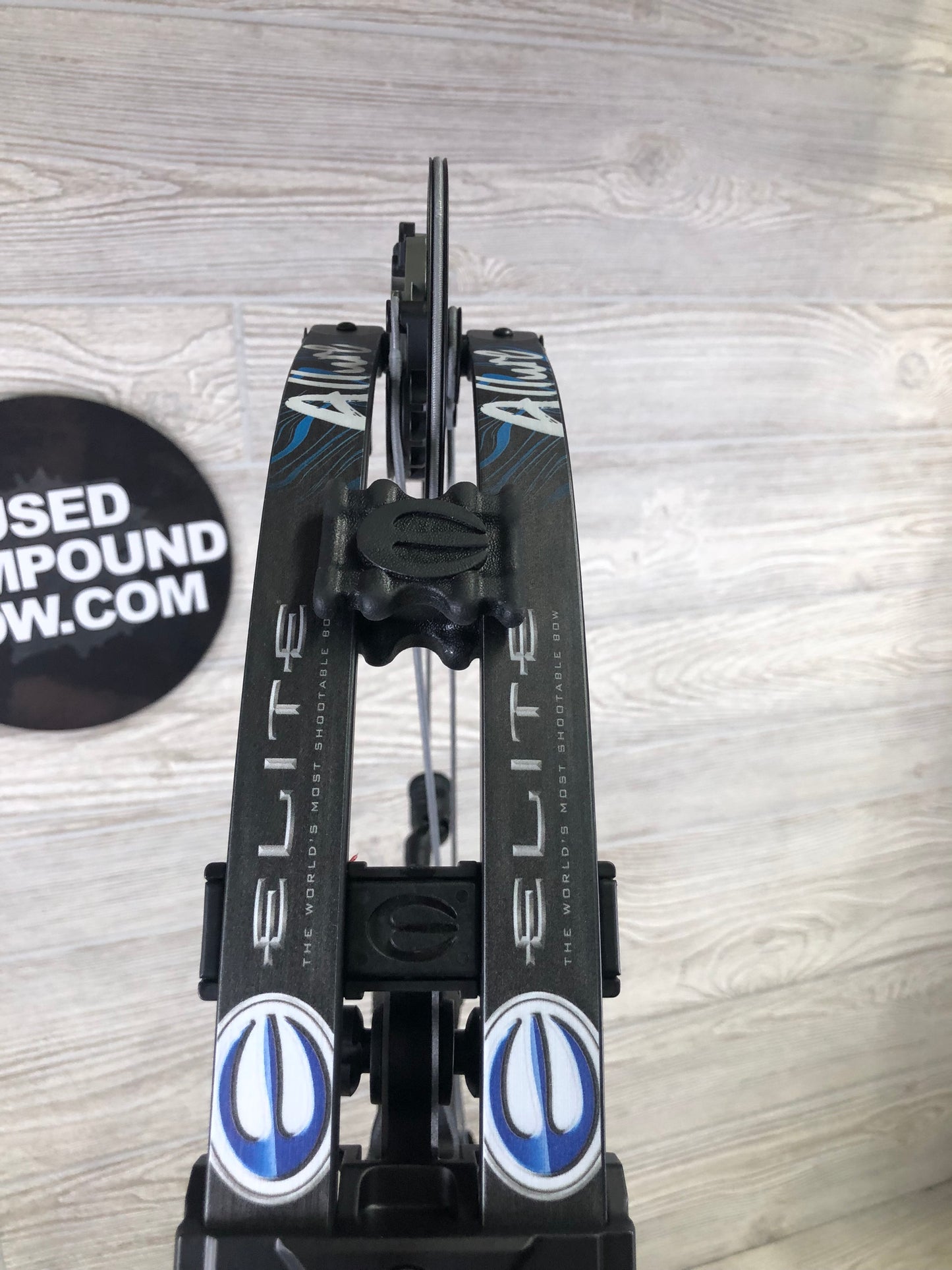 Elite Allure Right Handed Black 40-50lbs Bow