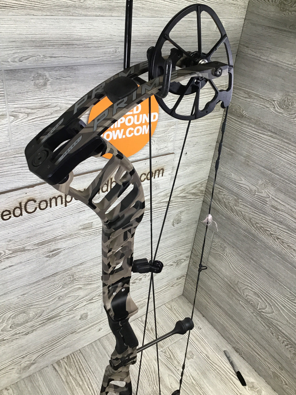 Prime Revex 4 RH Camo 70# 29"