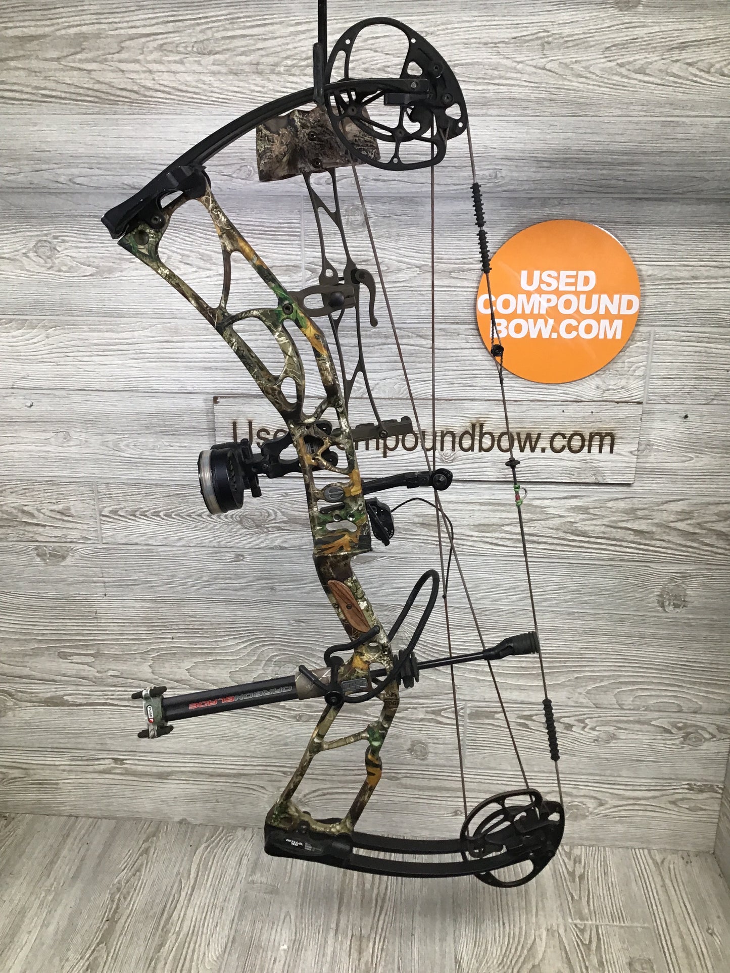 Elite Ritual 30 RH 55-65# 25.5-30" Camo PKG