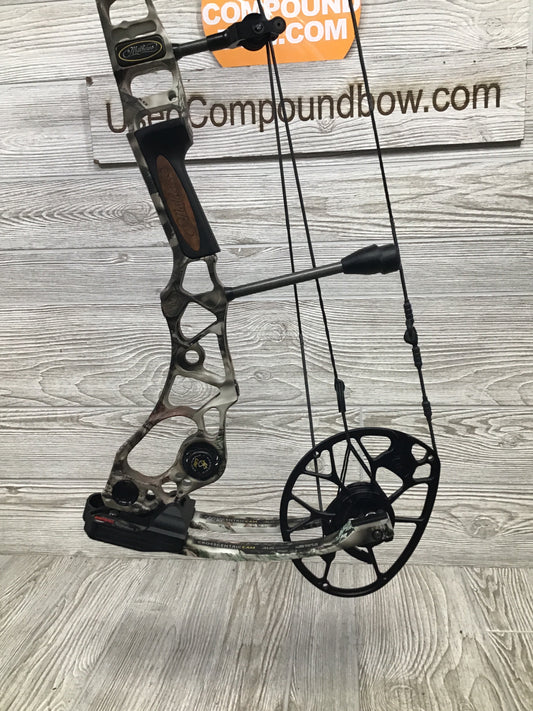 New Mathews Halon 6 Right Handed 28/70 Lost camo XD