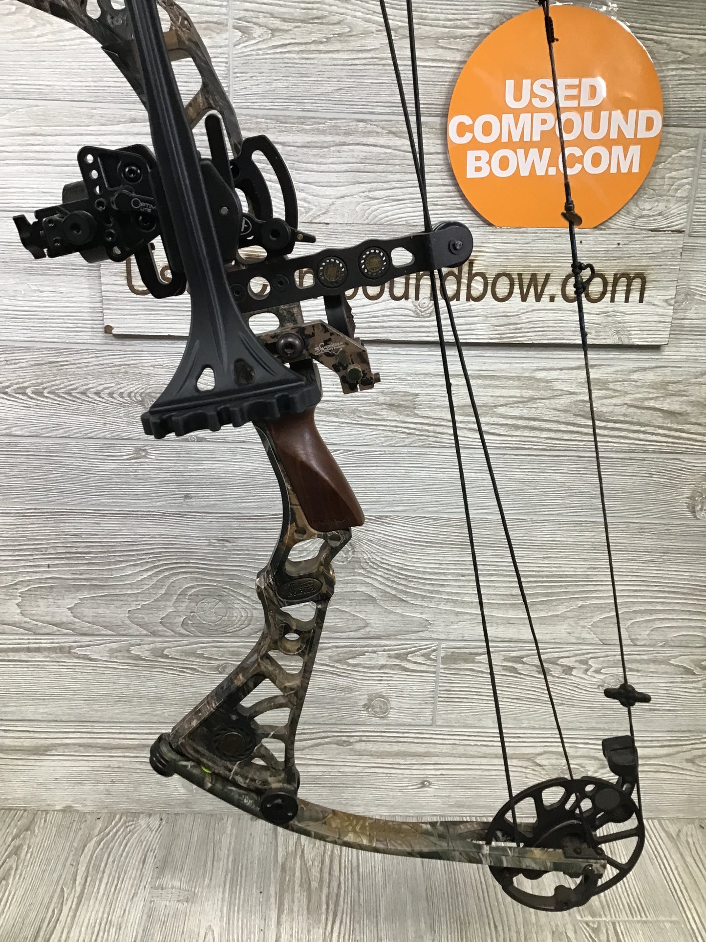 Used Mathews Drenalin LEFT HAND 60-70# PKG READY TO HUNT