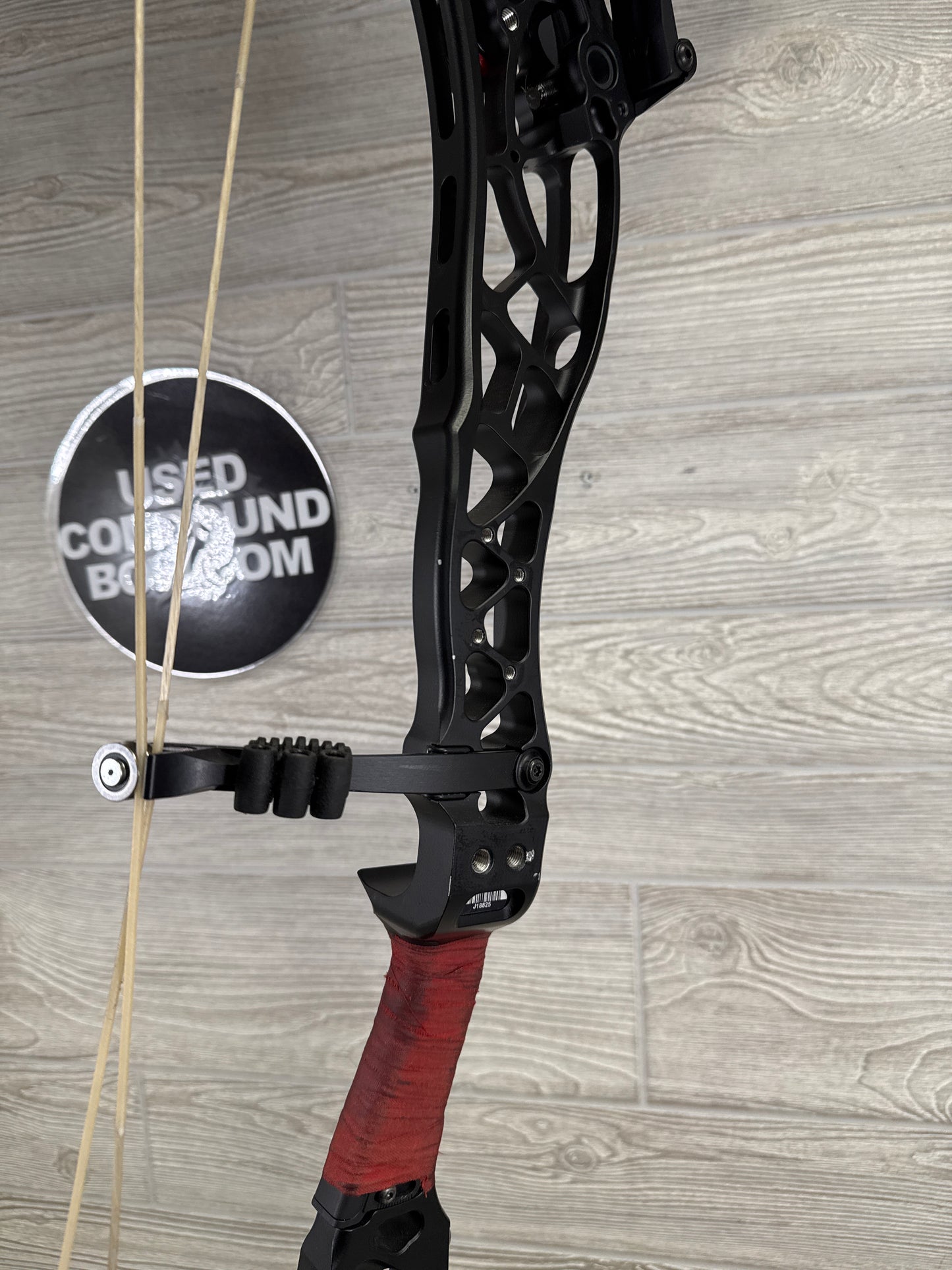 Used Bowtech Reckoning 36 Gen 2 (Long Cam) 60lb Black Bow