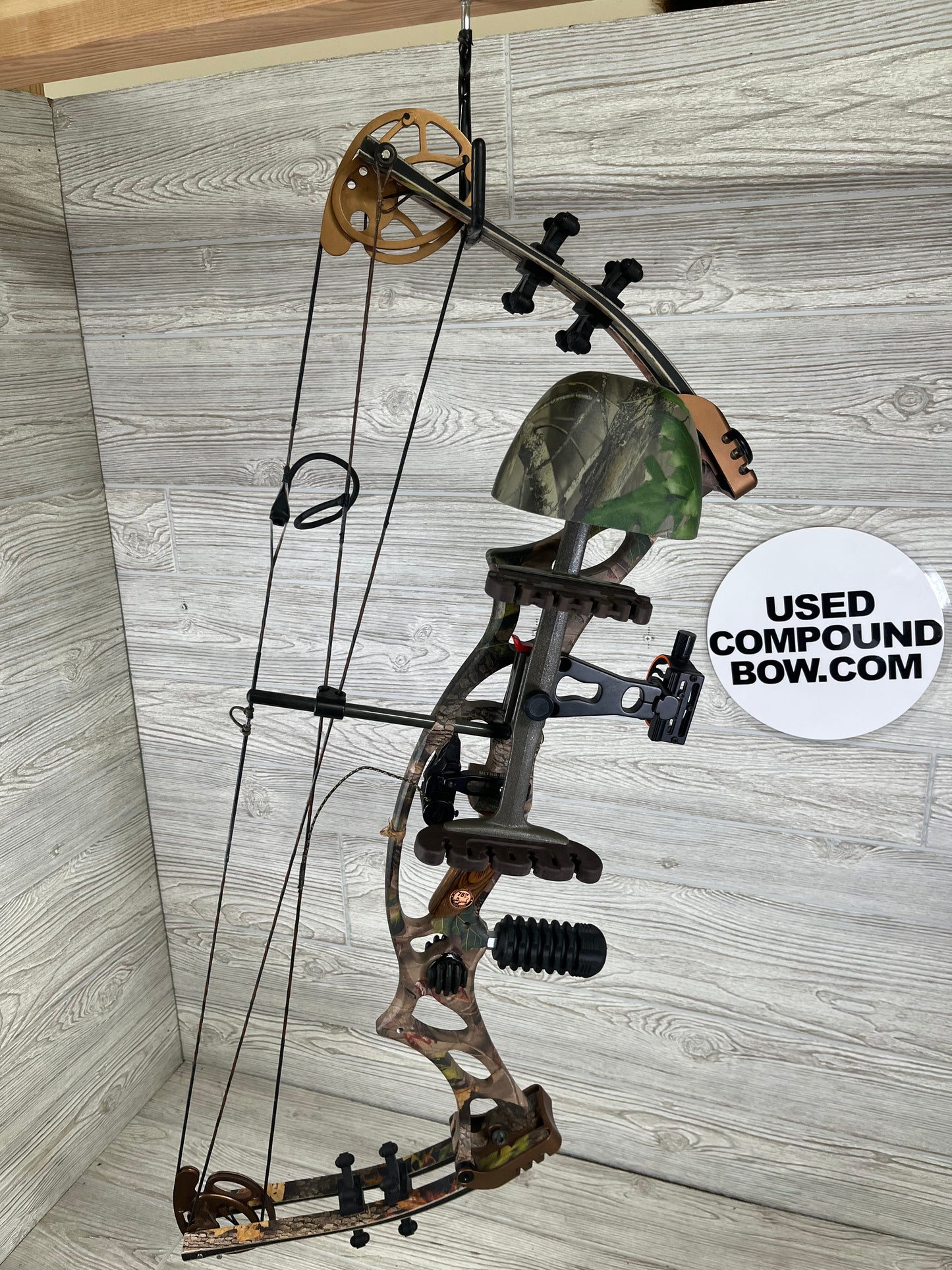 Used Hoyt Trykon RH PKG