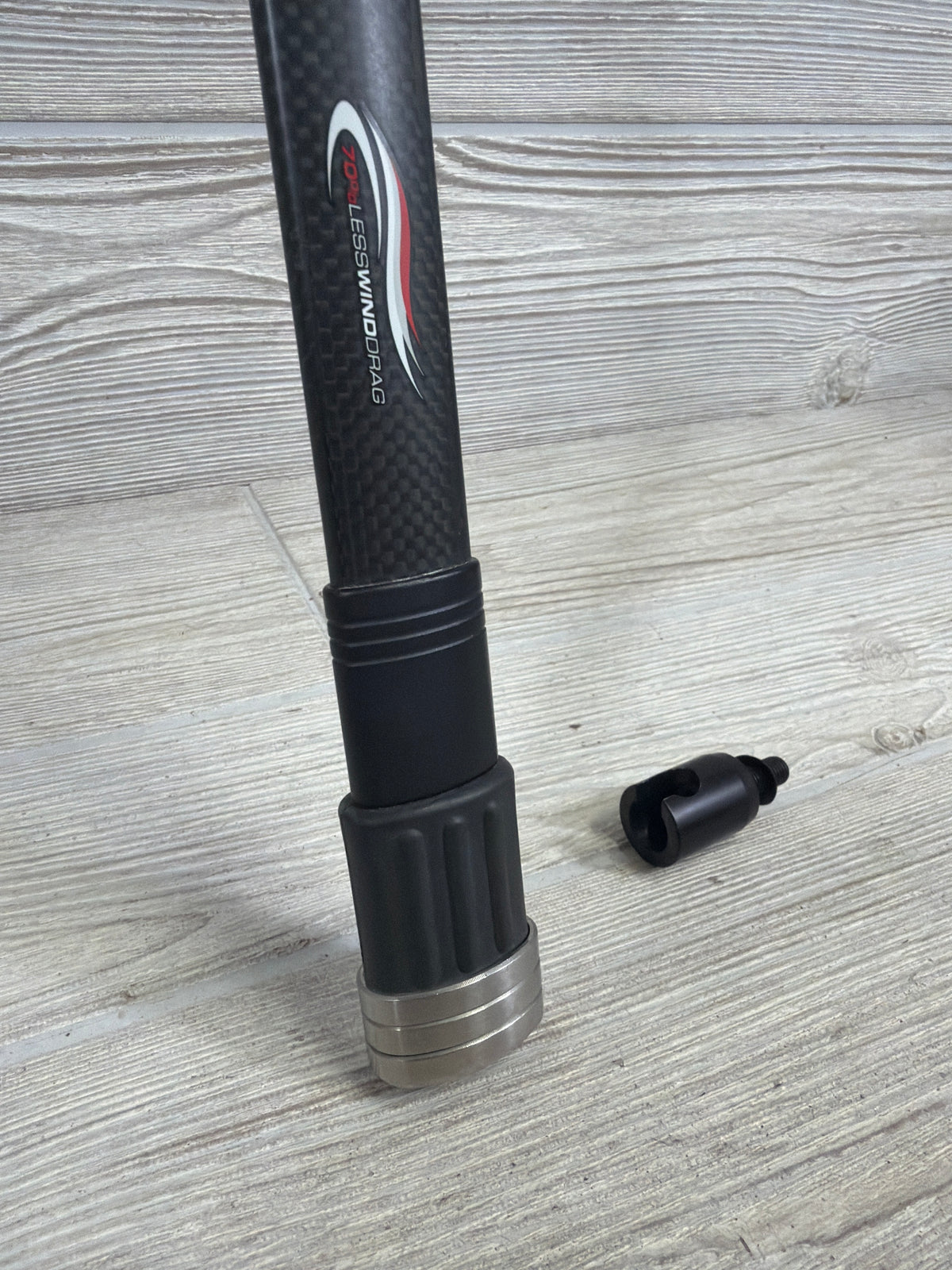 Used Fuse Carbon Blade 30" Target stabilizer W/ Doinker QD Mount