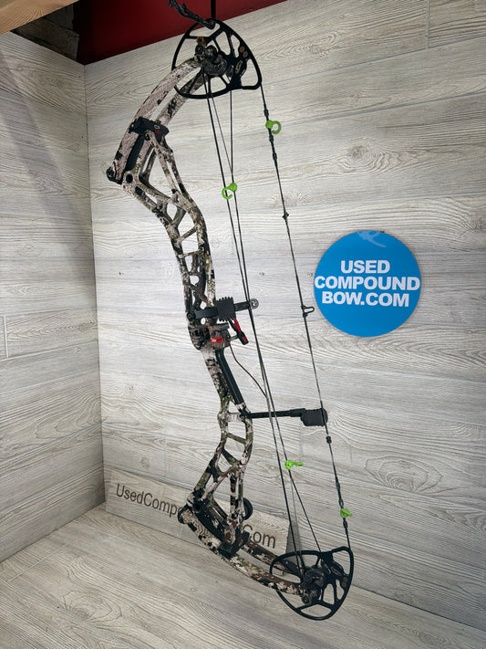 Used Bowtech Realm SR6 29.5 70lb Left Hand Subalpine Bow