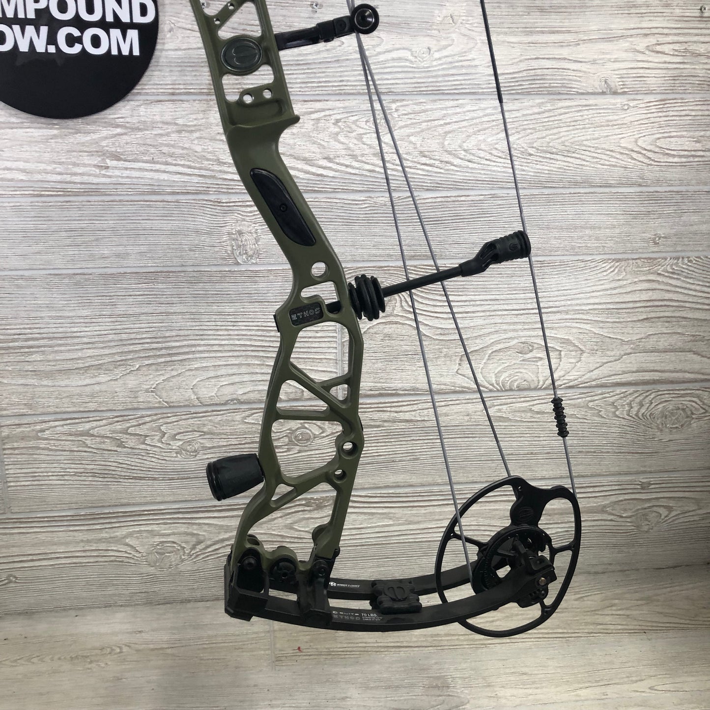 Elite Ethos Outdoor Green Right Handed 60-70lbs Bow