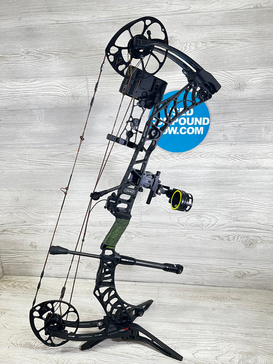 Used Mathews V3 31 Left Hand Black Package