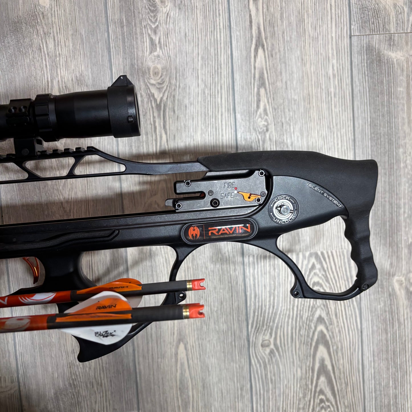 Used Ravin R29X Black Crossbow Package