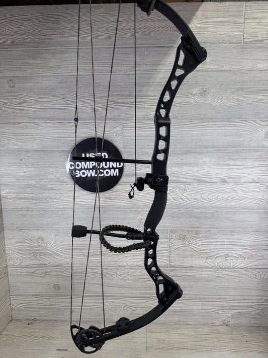 Used Elite XLR RH Black Bow
