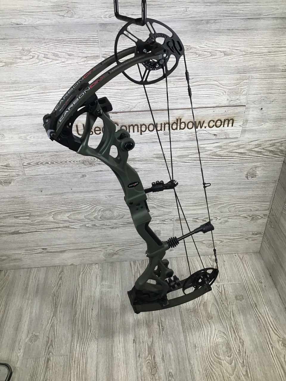 Bowtech Carbon One OD Green 60-70# Right Handed 4