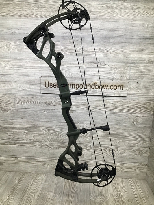 Bowtech Carbon One OD Green 60-70# Right Handed 4