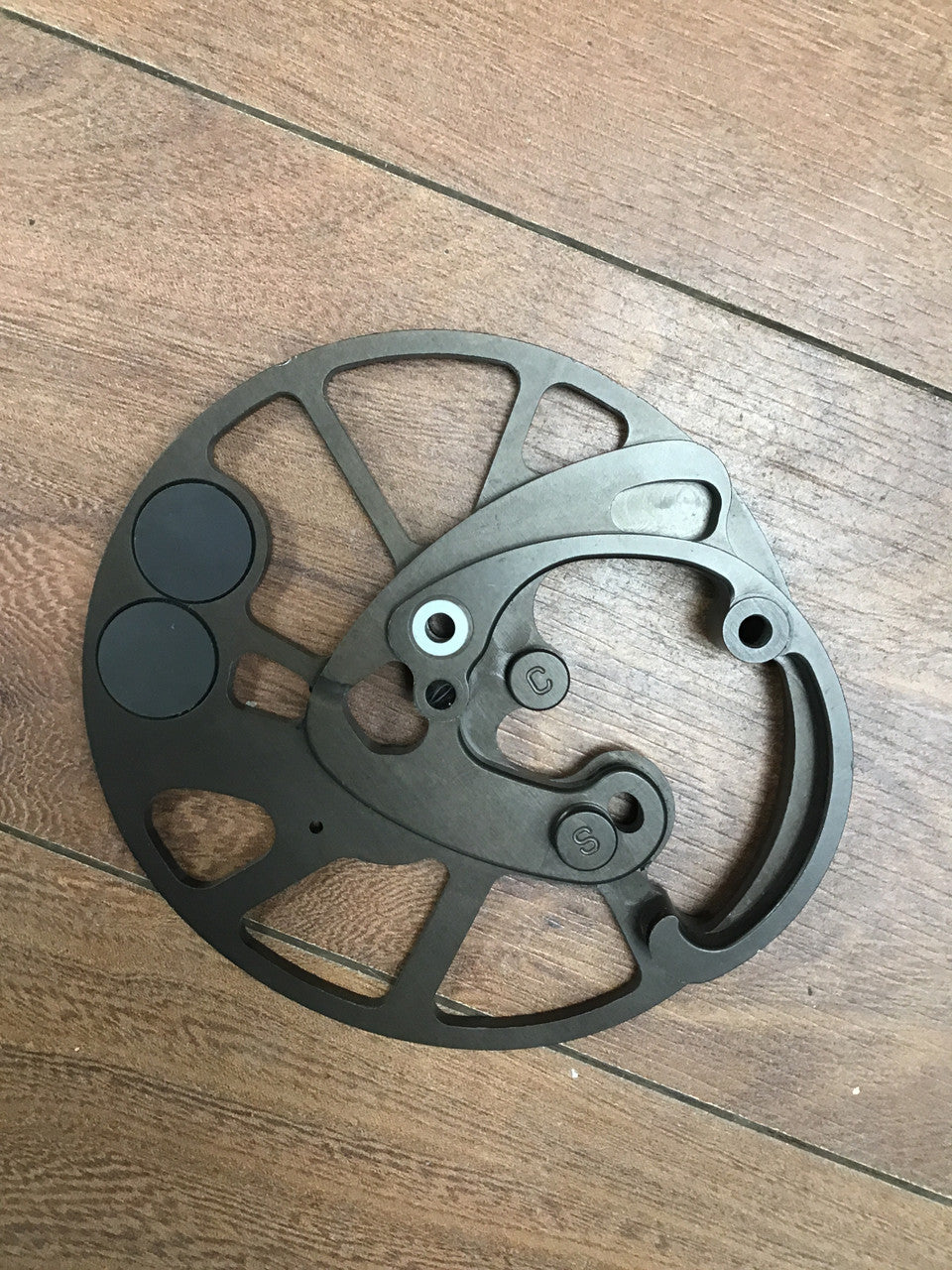 Mathews Switchback Left Hand Cam 28" Cobra-28LHL