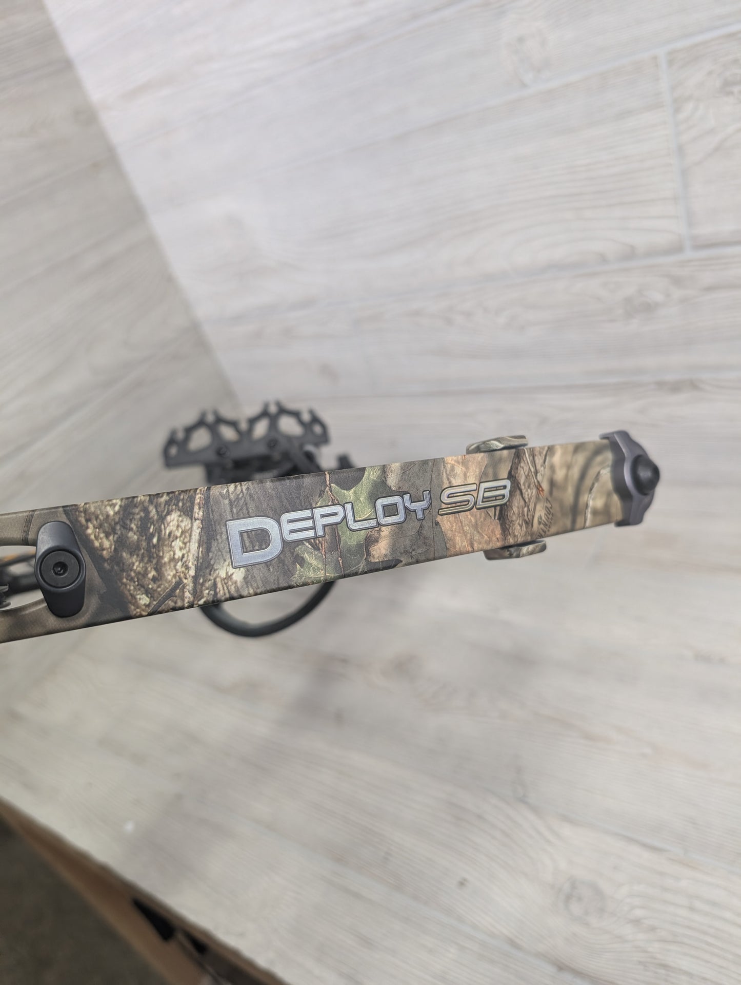 Diamond Deploy SB Right Hand Camo Package