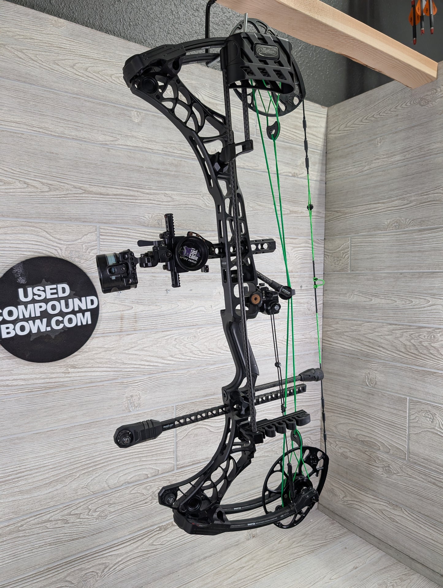 used Mathews Phase 4-29 Left Hand Black Bow Package