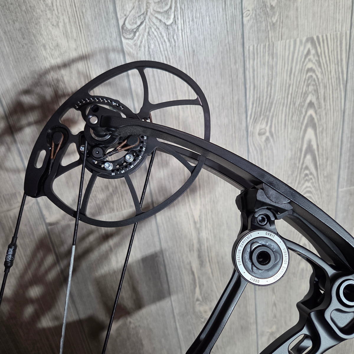 Bowtech Solution LS RH Black 70#