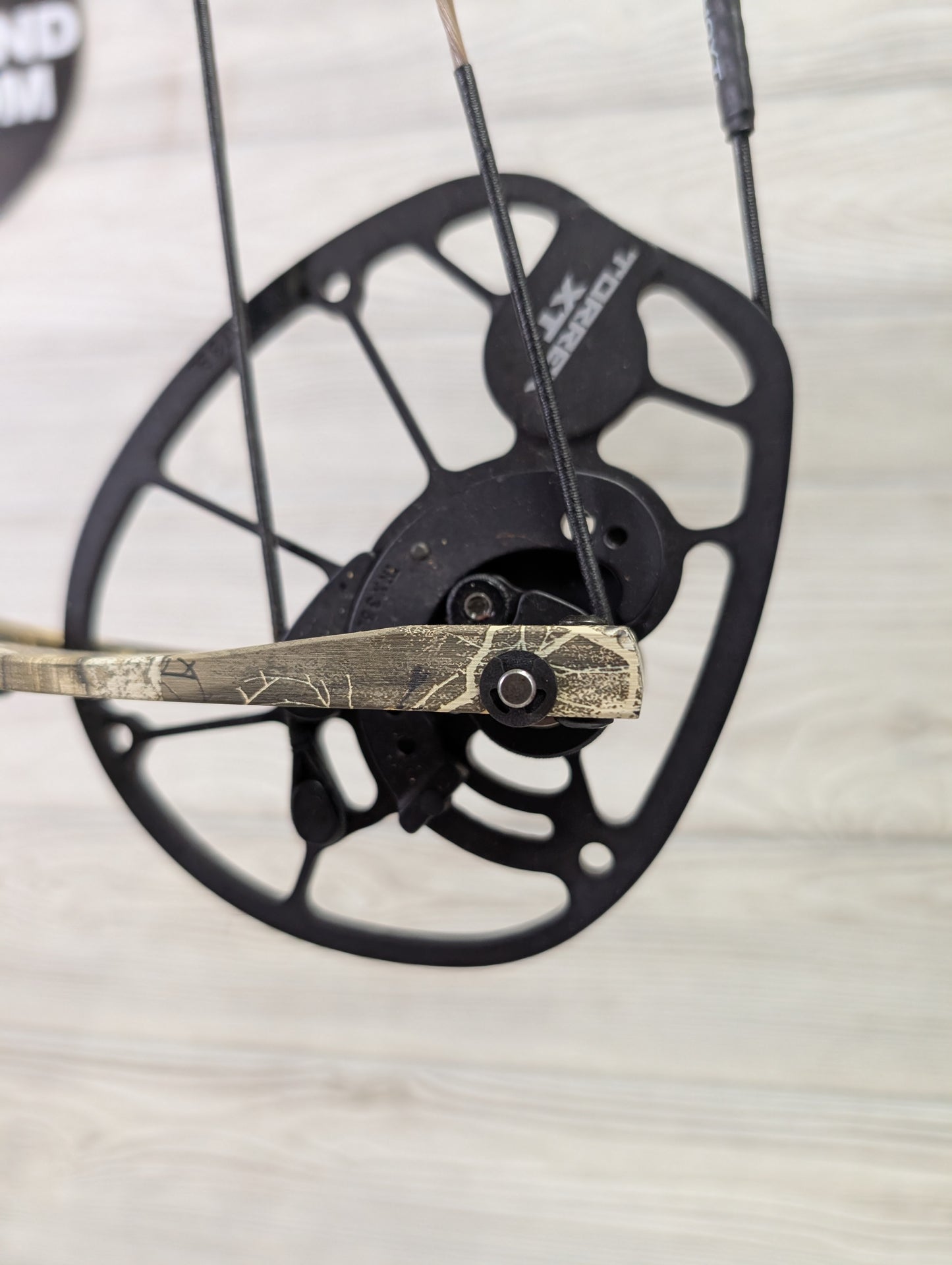 Used Hoyt Torrex XT Left Hand Camo