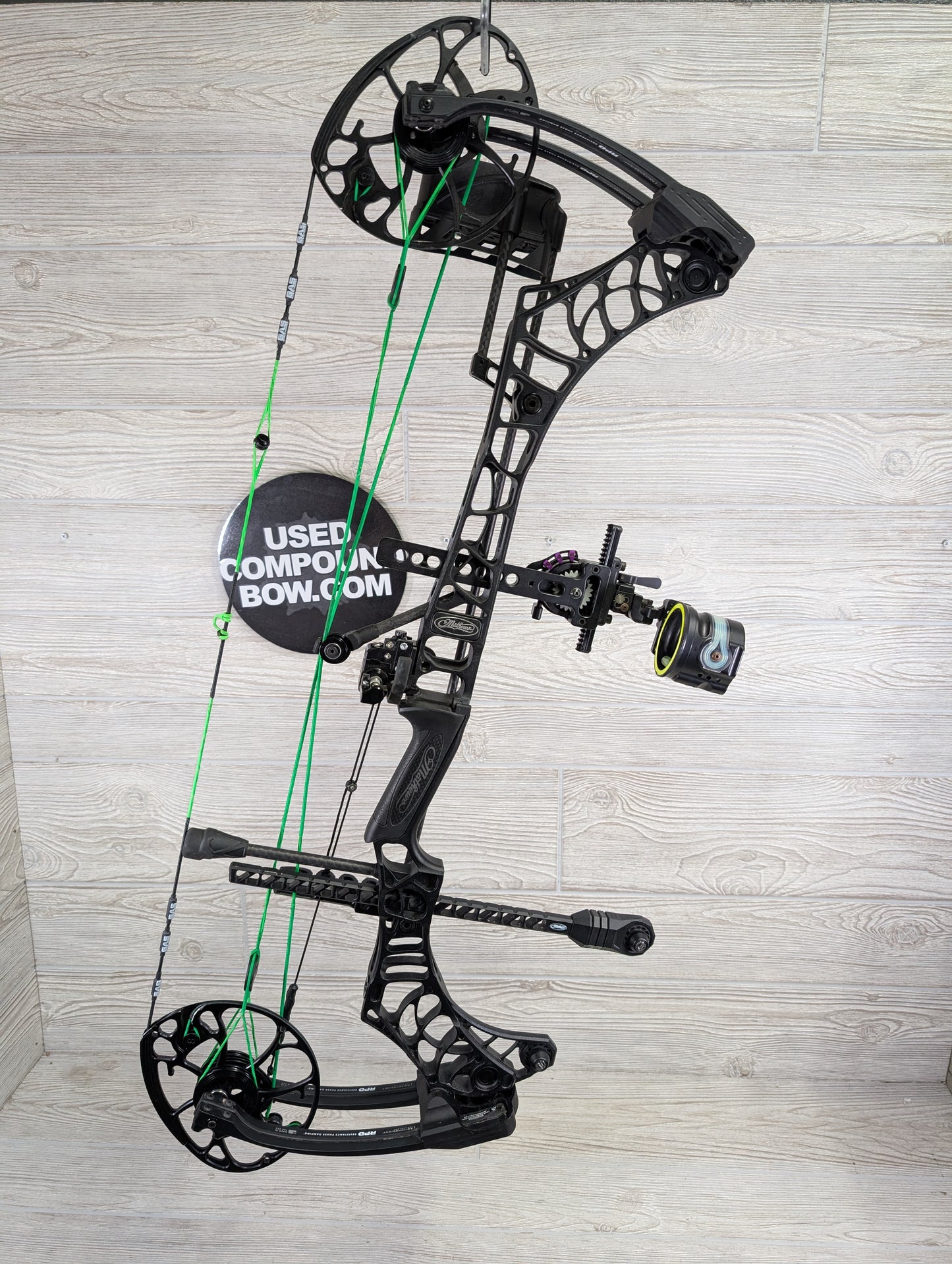 used Mathews Phase 4-29 Left Hand Black Bow Package