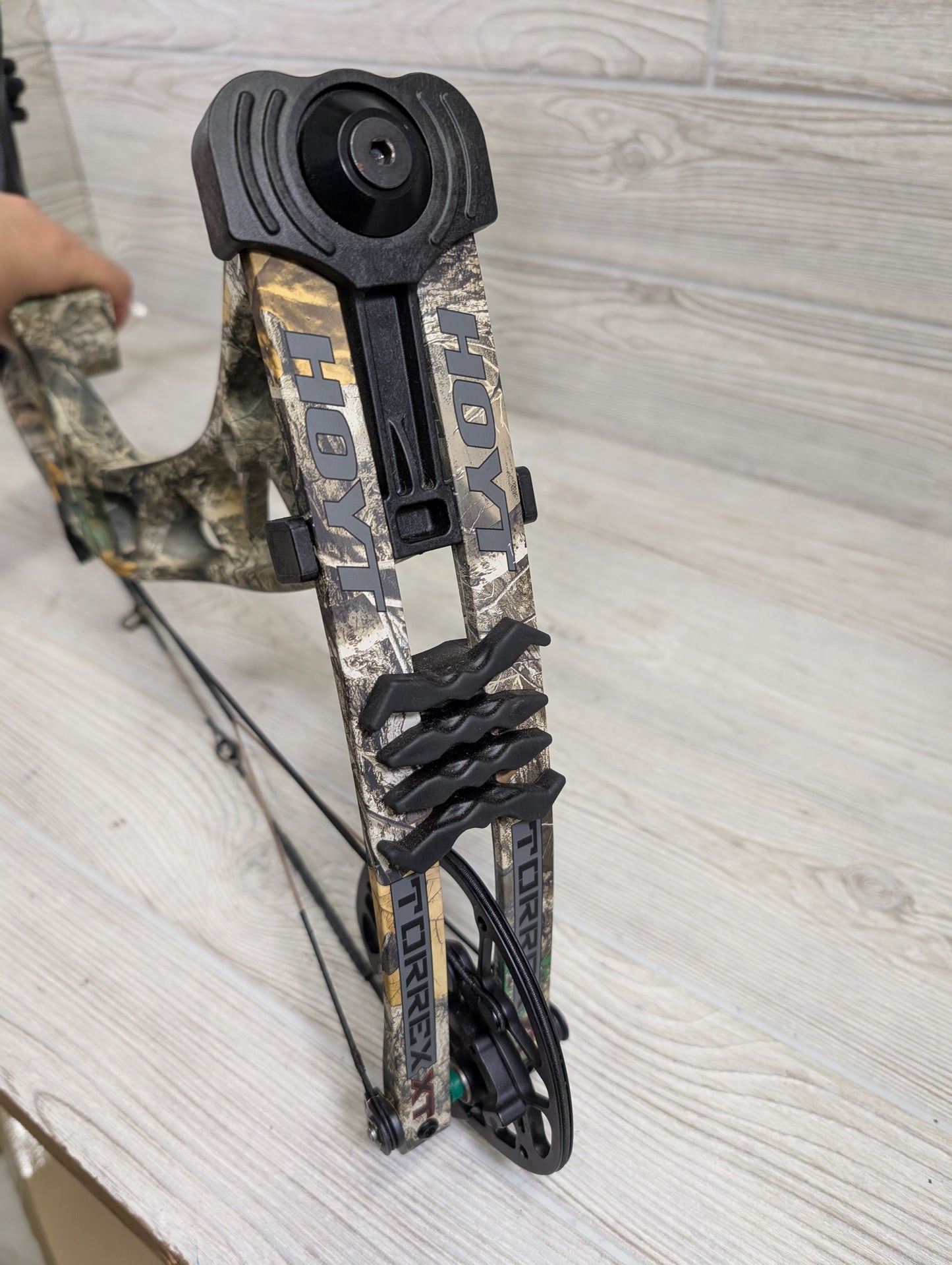Used Hoyt Torrex XT Left Hand Camo