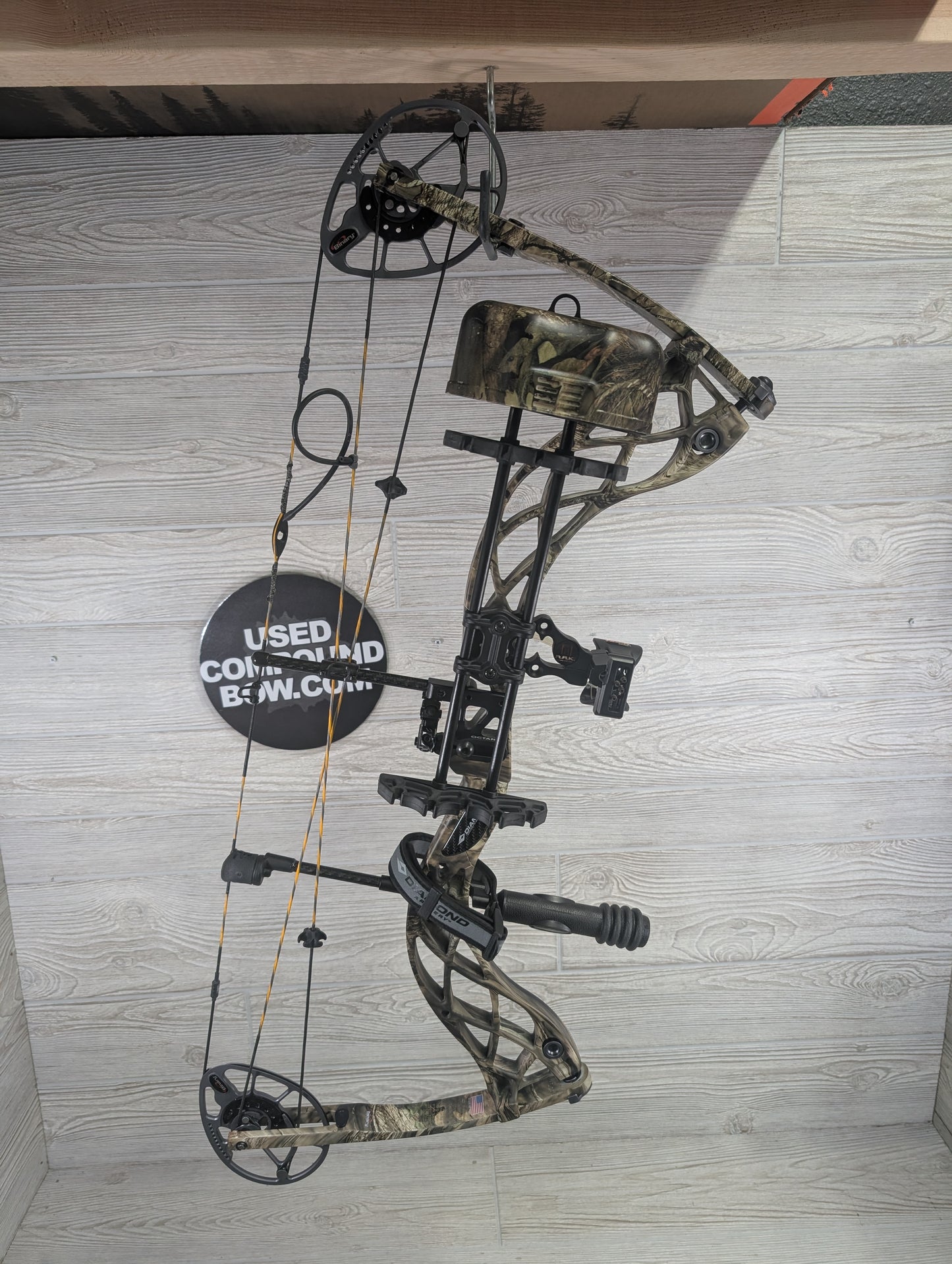 Diamond Deploy SB Right Hand Camo Package