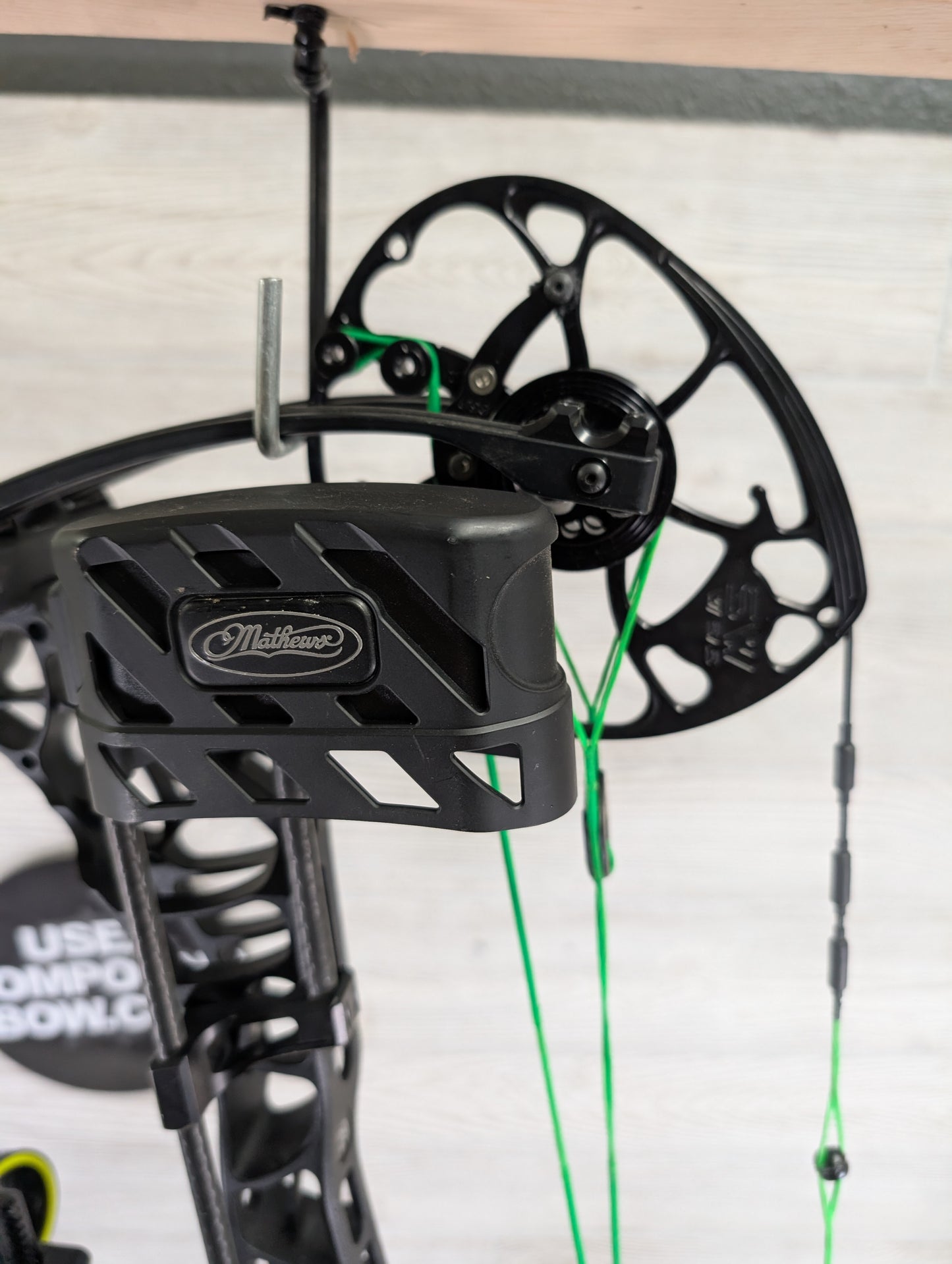 used Mathews Phase 4-29 Left Hand Black Bow Package