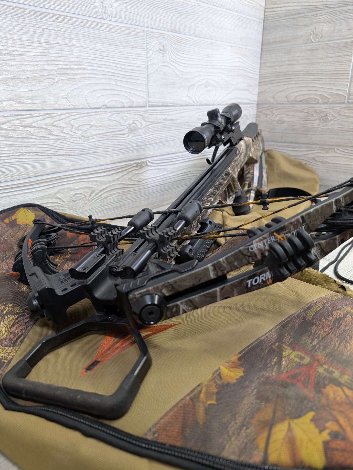 CenterPoint Tormentor Whisper 380 Crossbow