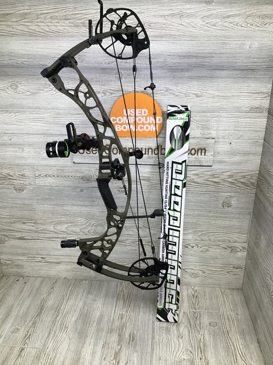 Used Hoyt Alpha AX-2 29 Wilderness RH 50-60 RTH Package!!