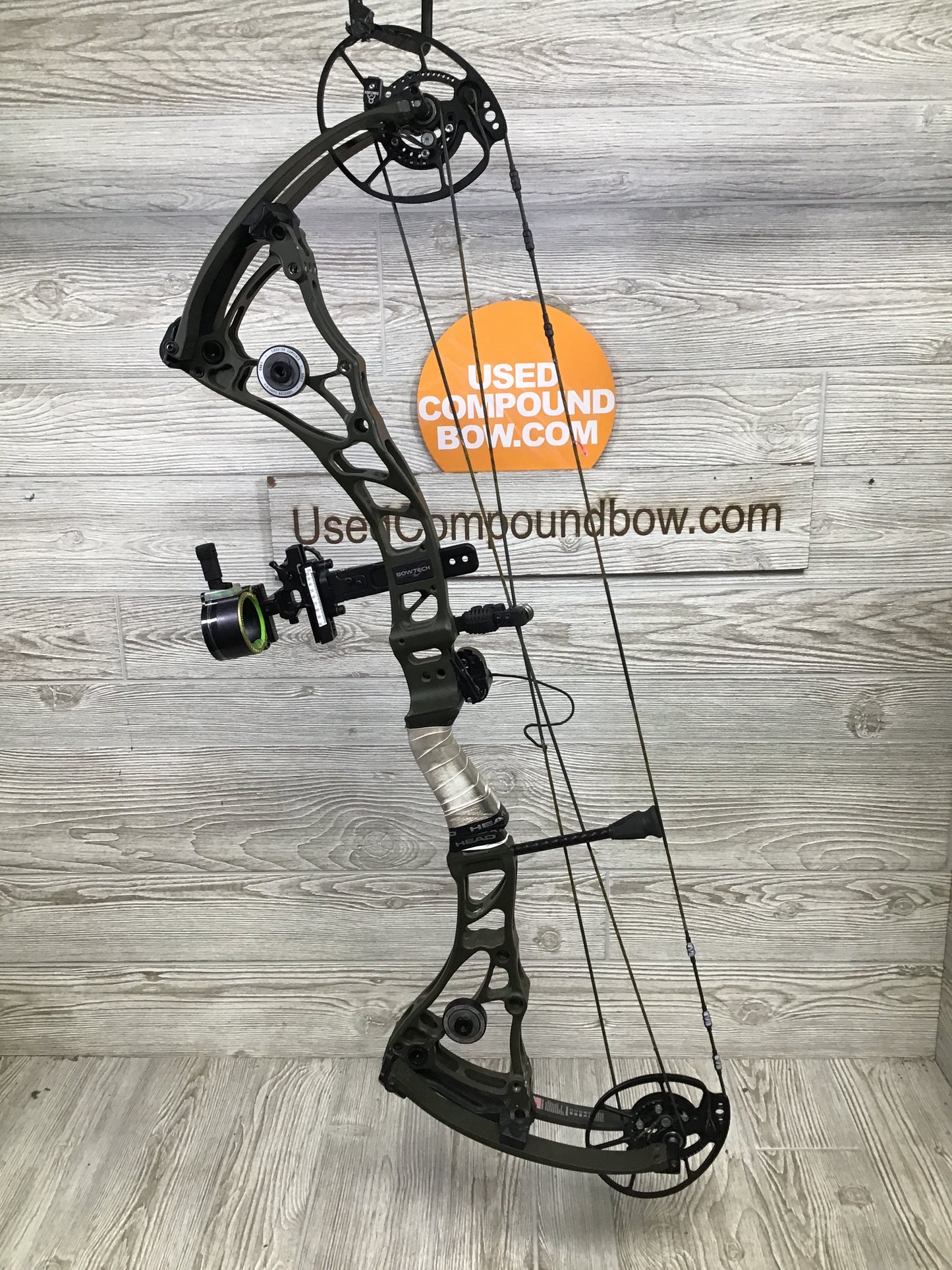 Used Bowtech Core SR 60-70lbs 29" Right Hand OD Green Package