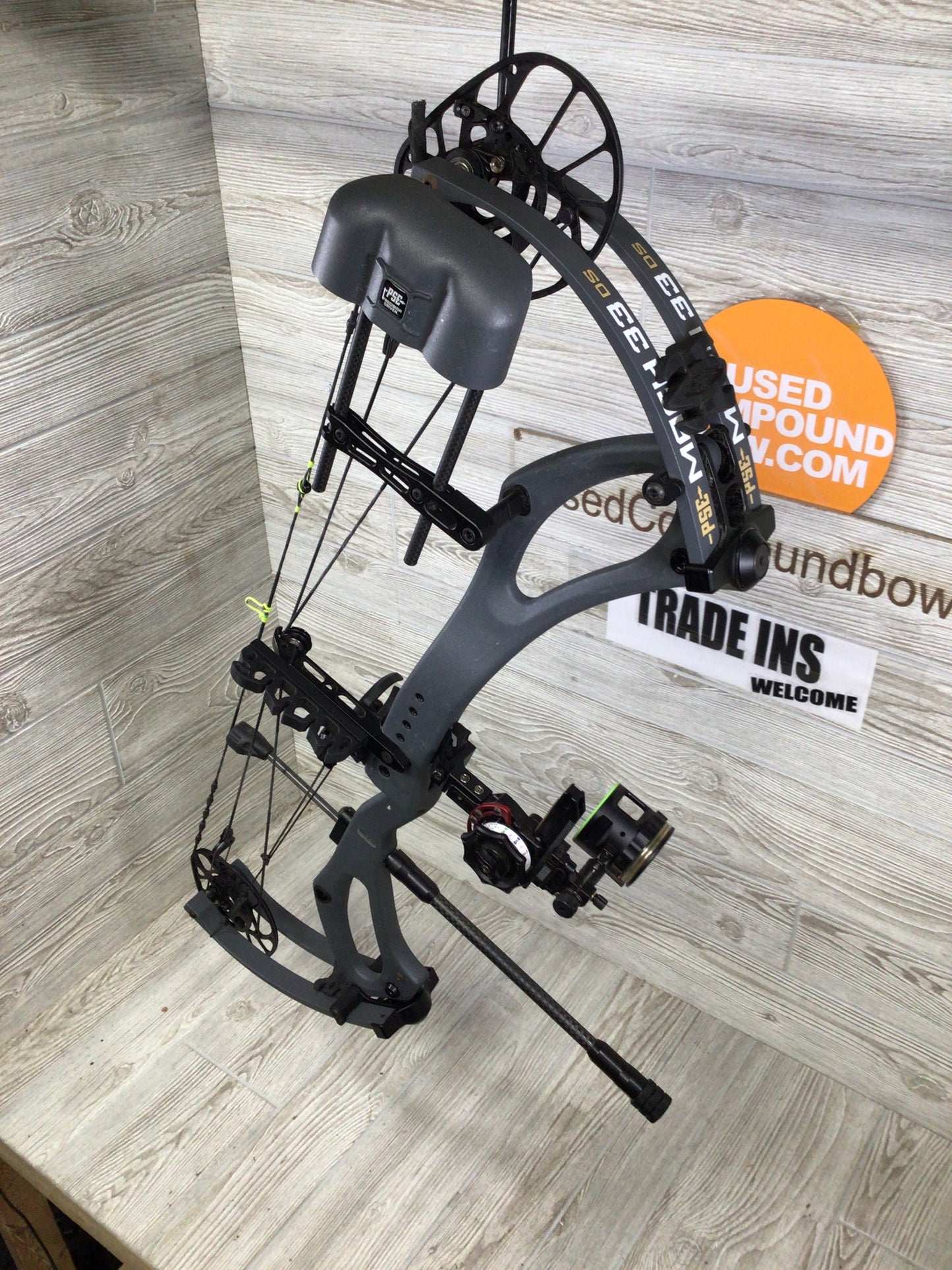 Used PSE Mach 33 DS - FDS Cam 25.5-31" 70-80lbs RH Charcoal LOADED PACKAGE