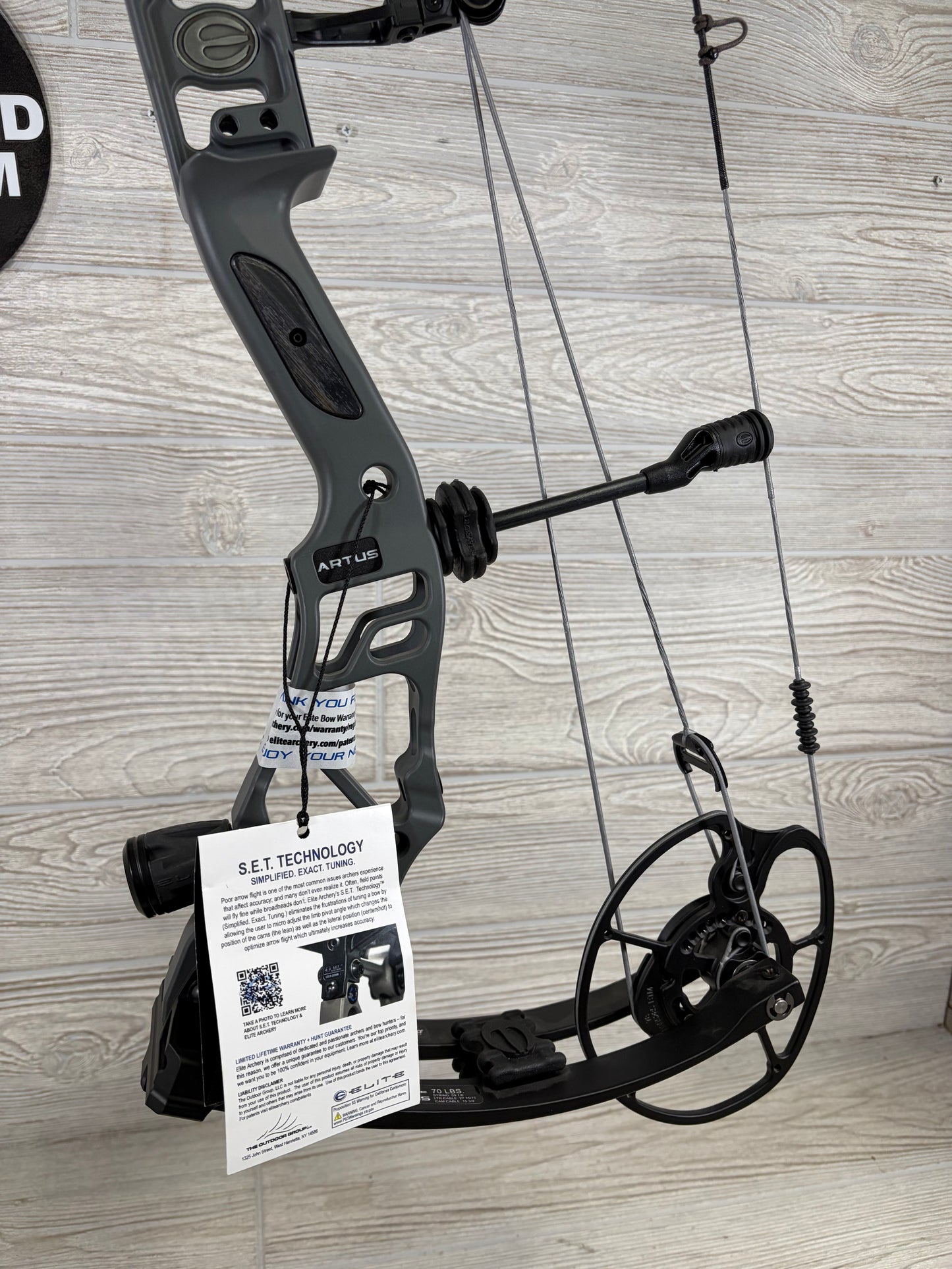 Elite Artus Right Handed Slate Gray 70lb