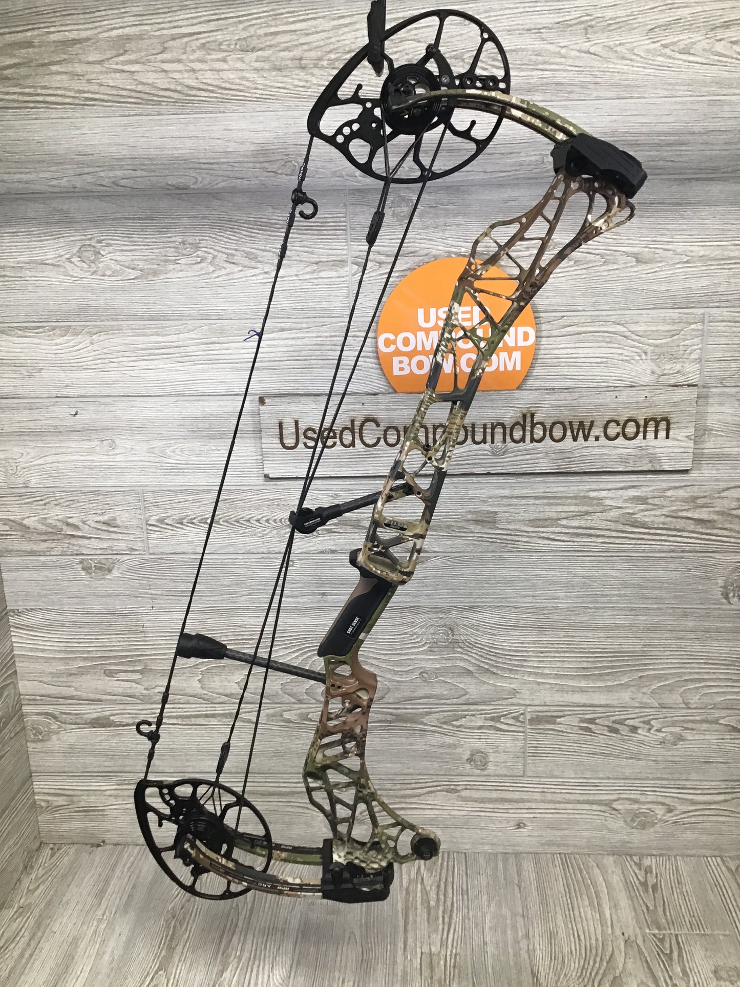 Used Mathews Lift X 29.5 Right Hand 28.5"/70# Sitka Subalpine