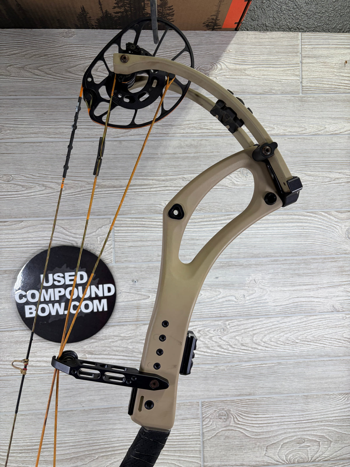 Used PSE Nock 30 ES Right Hand 70-80lb 27-31"